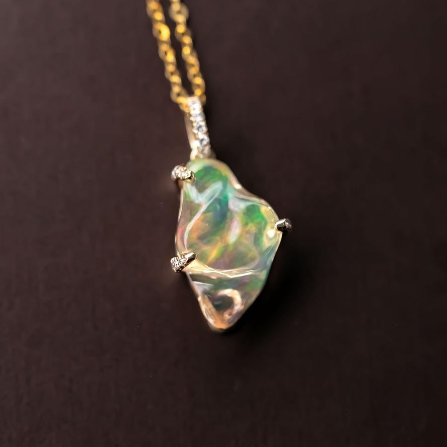 1.745ct Eternal Flame Mexican Fire Opal Diamant Halskette 18K Gelbgold (Brillantschliff) im Angebot