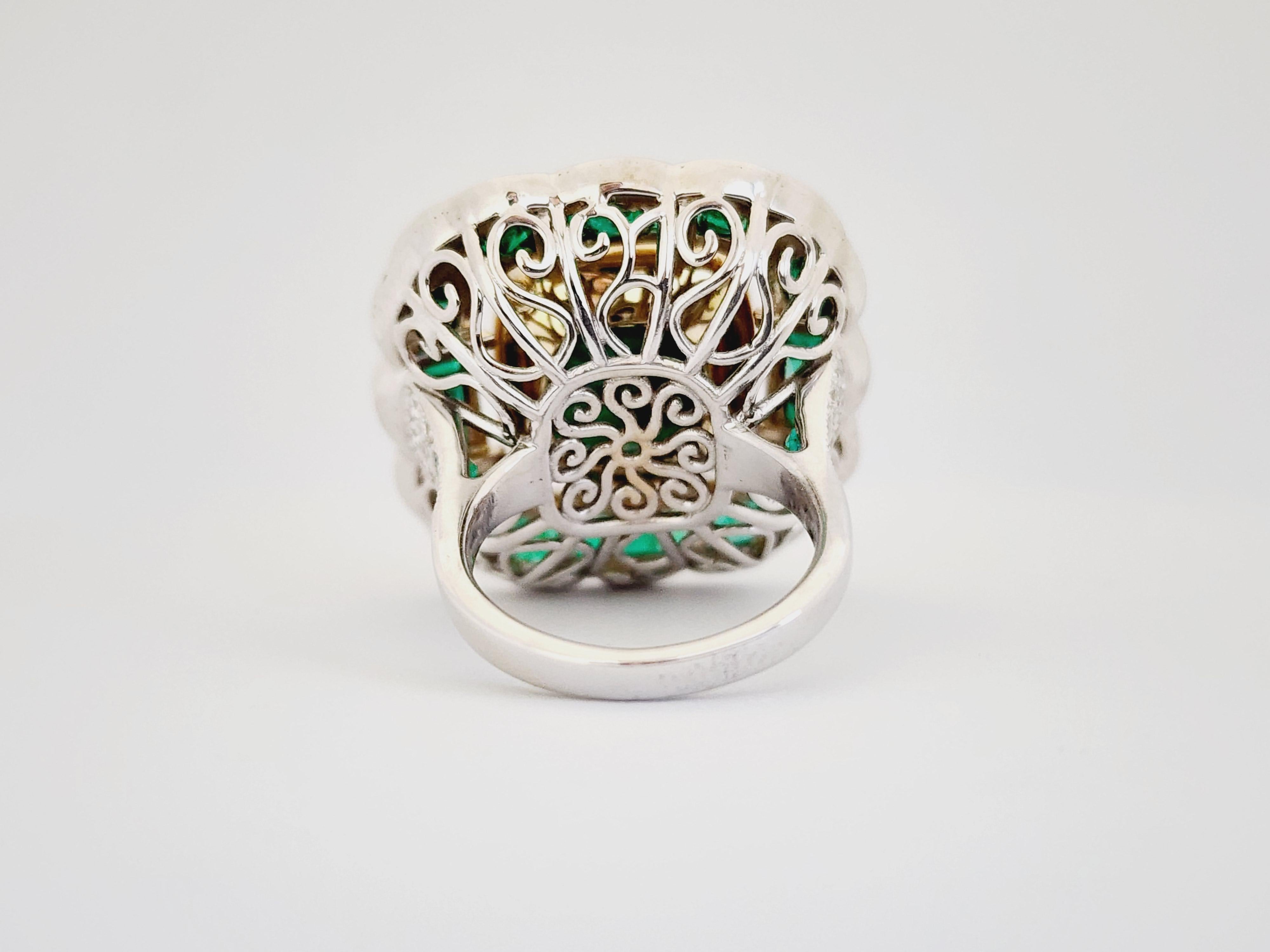 17.46 Carats Natural Emerald White Gold Diamond Ring 18 Karat For Sale 4