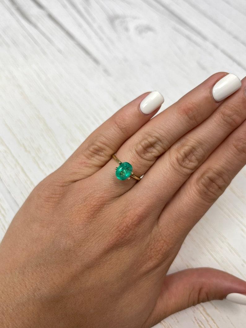 1.74ct 9x7 Freckled Bluish Green Kolumbianischer Smaragd im Ovalschliff Mai Geburtsstein im Angebot 2