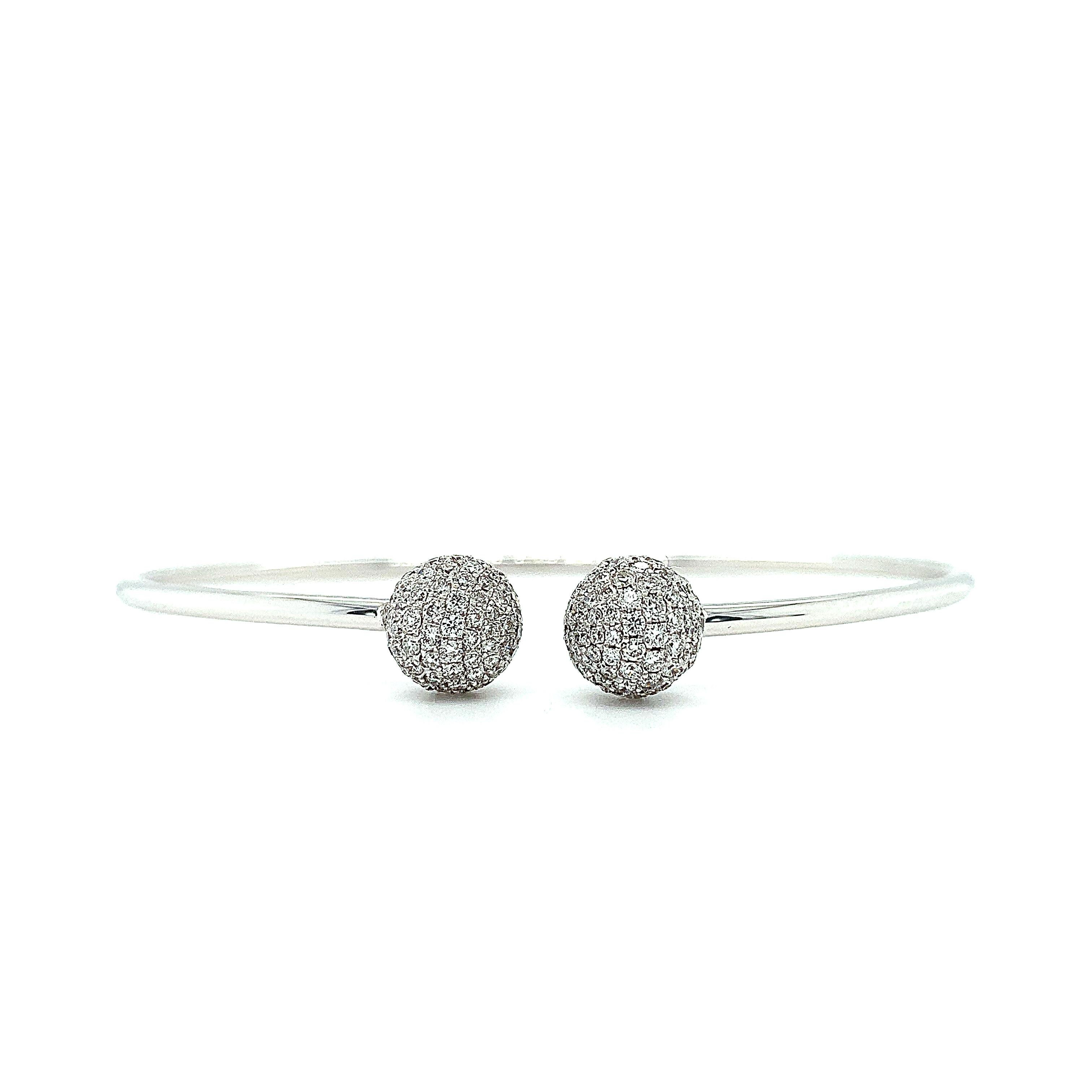 1.74ct Diamond chunky bangle bracelet in 18ct white gold
1.74ct Diamond ball bangle bracelet in 18k white gold 6.5 inches.

Diamonds F colour VS1 clarity

Beautiful diamond ball bangle bracelet in 18ct white gold.

Hallmarked

Box and valuation