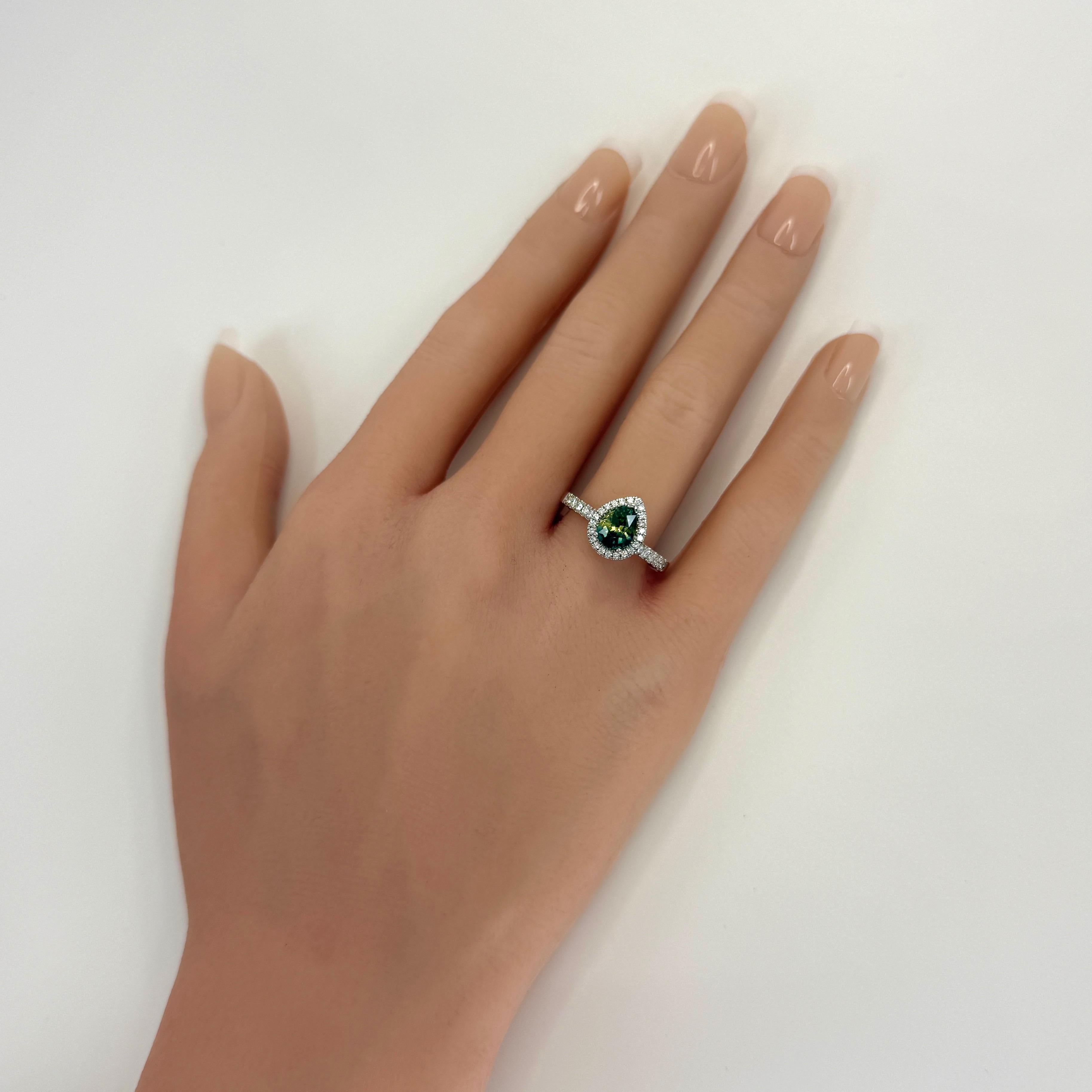 da uomo o donna Anello aureolato in platino con zaffiro di colore parziale certificato GIA da 1,74 ct. in vendita