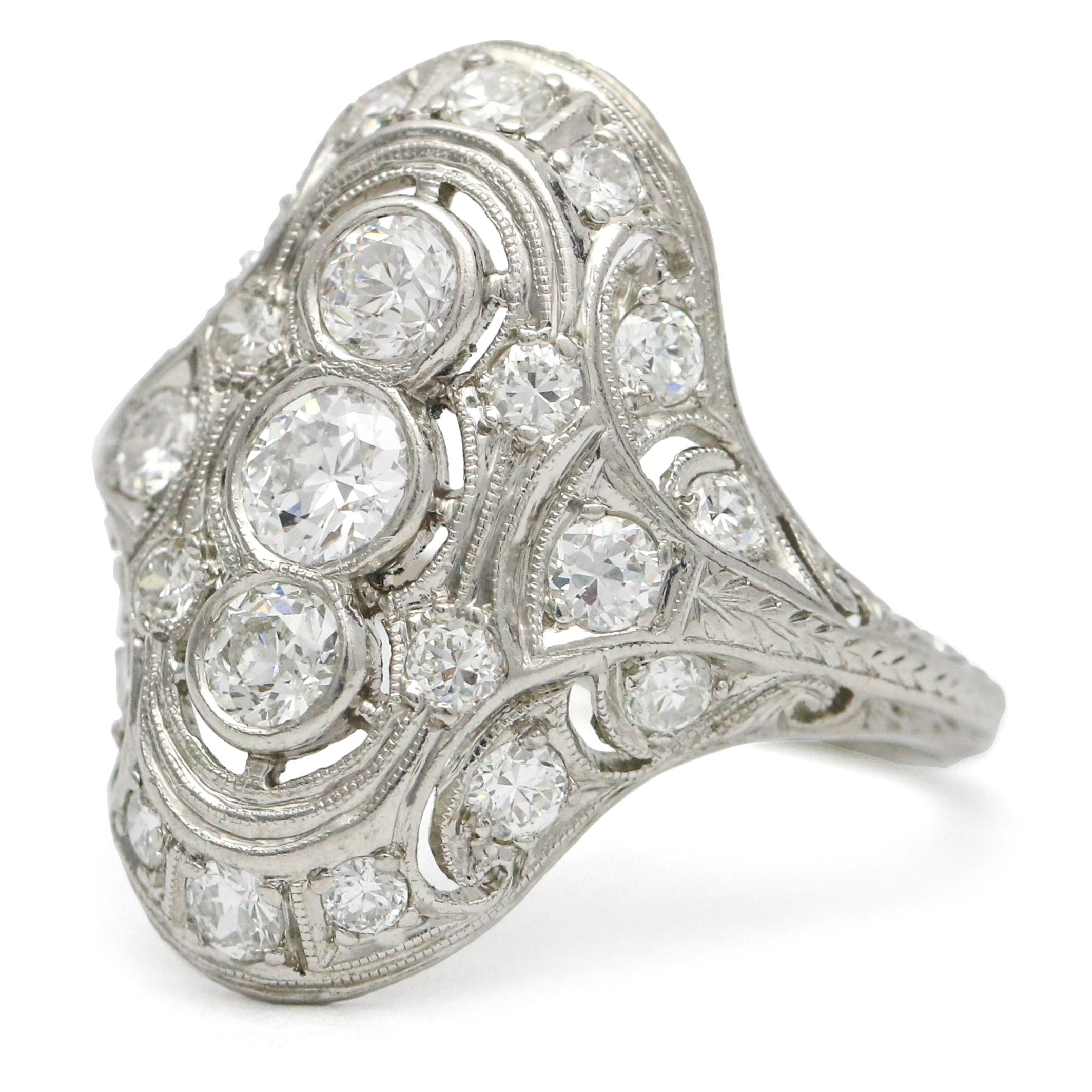 1.75 Carat Art Deco Diamond Platinum Filigree Dinner Ring For Sale 2