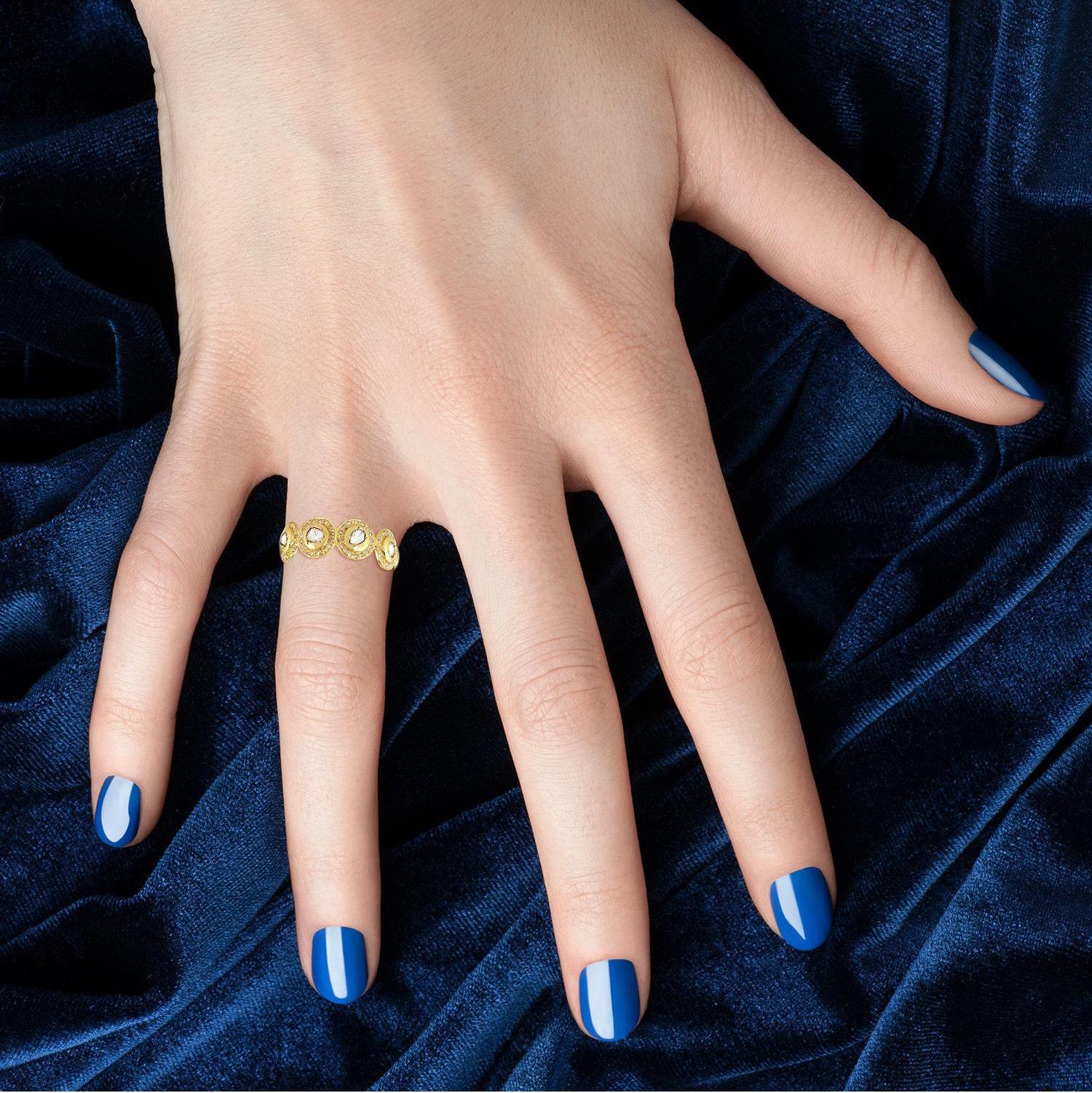 Contemporary 1.75 Carat Diamond 18 Karat Yellow Gold Cocktail Ring For Sale