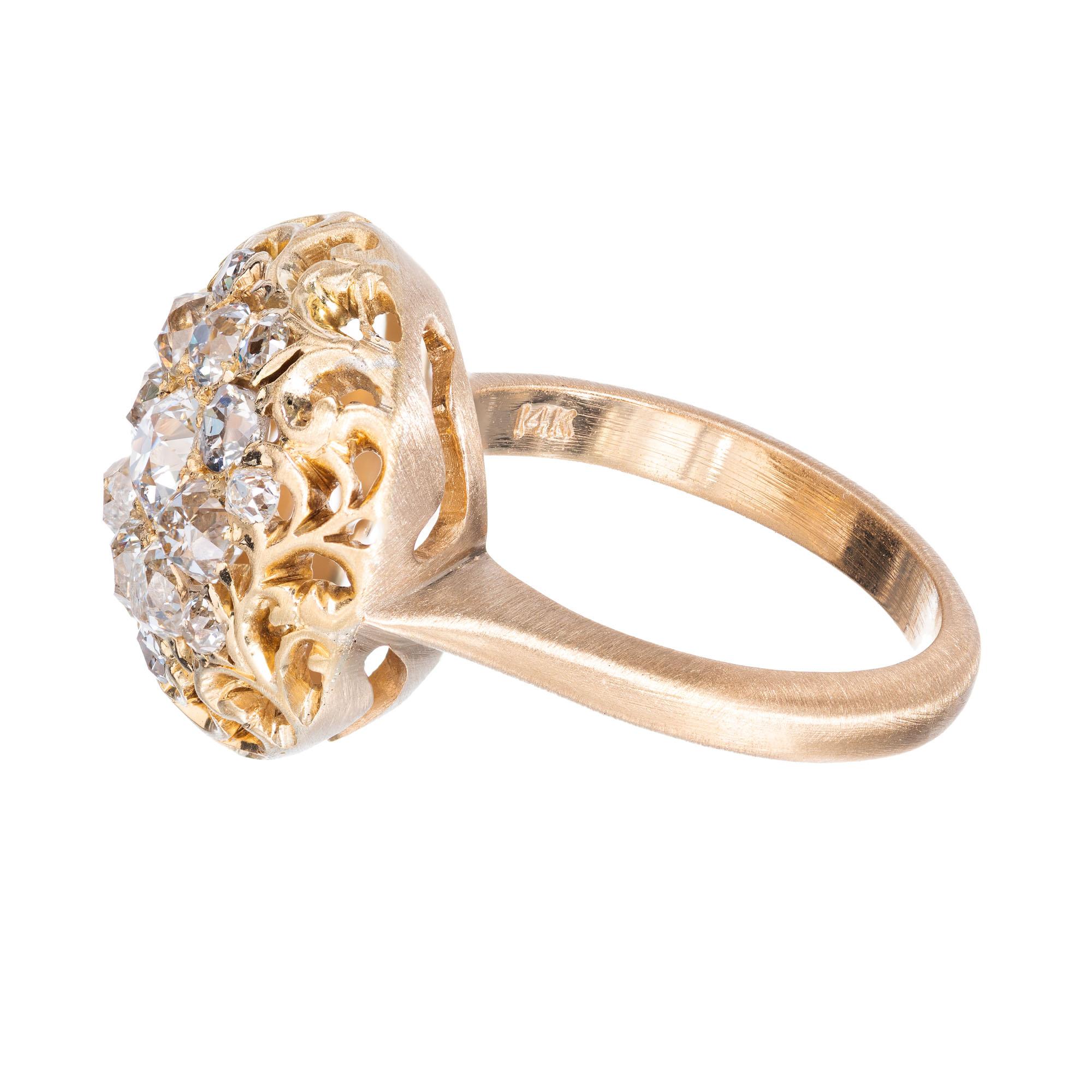 1,75 Karat Diamant-Cocktail-Cluster-Ring mit durchbrochener Kuppel aus Gold im Zustand „Gut“ im Angebot in Stamford, CT