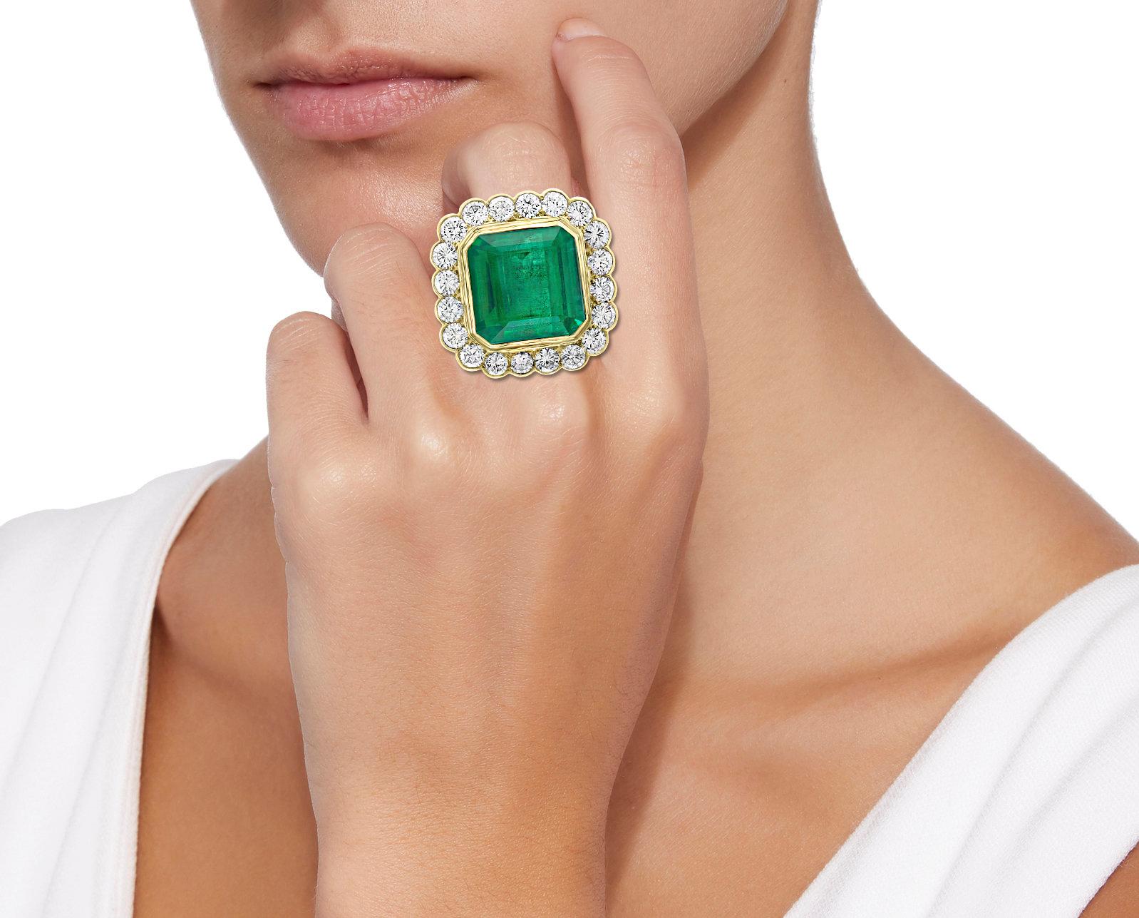AGL Certified Minor Traditional 17.5 Ct Emerald Cut Colombian Emerald + Dia Ring 4