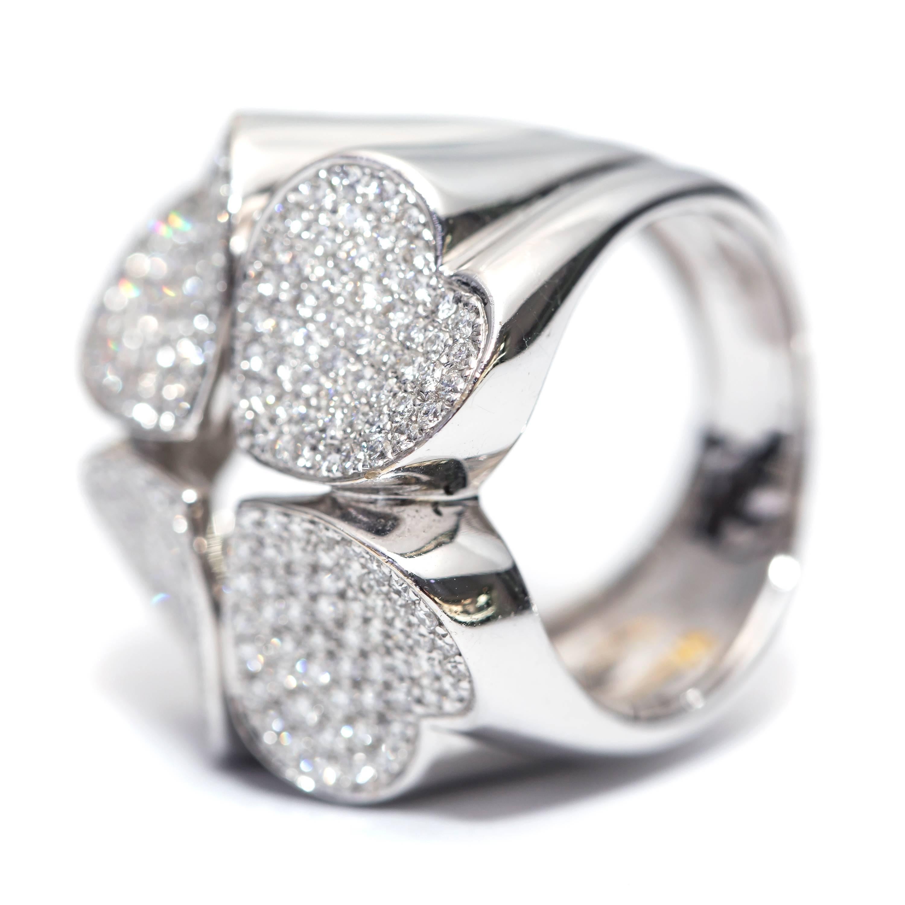 Round Cut 1.75 Carat Fancy 18 Karat White Gold Contemporary Modern Diamond Love Heart Ring For Sale