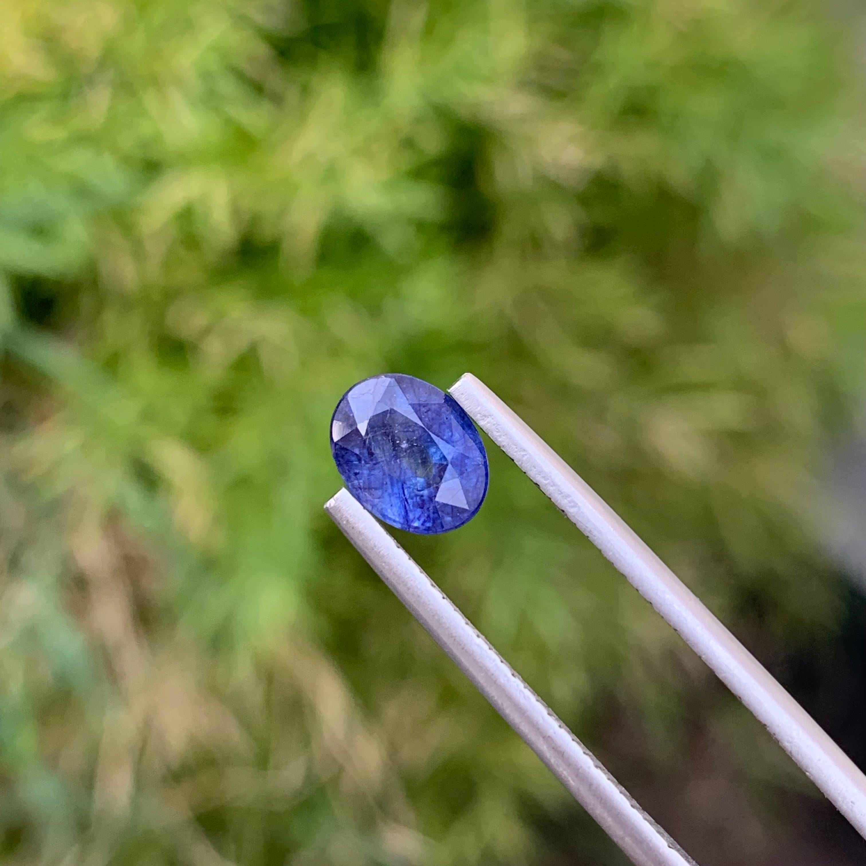 1,75 Karat Wunderschöner facettierter blauer Saphir Ovalform Edelstein für Verlobungsring im Angebot 5