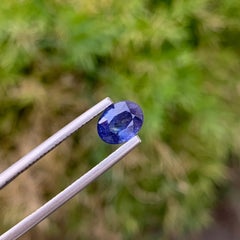 1.75 Carat Gorgeous Faceted Blue Sapphire Oval Shape Gem For Engagement Ring