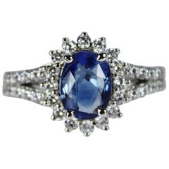 1,75 Karat IGI-zertifizierter blauer Saphir-Ring