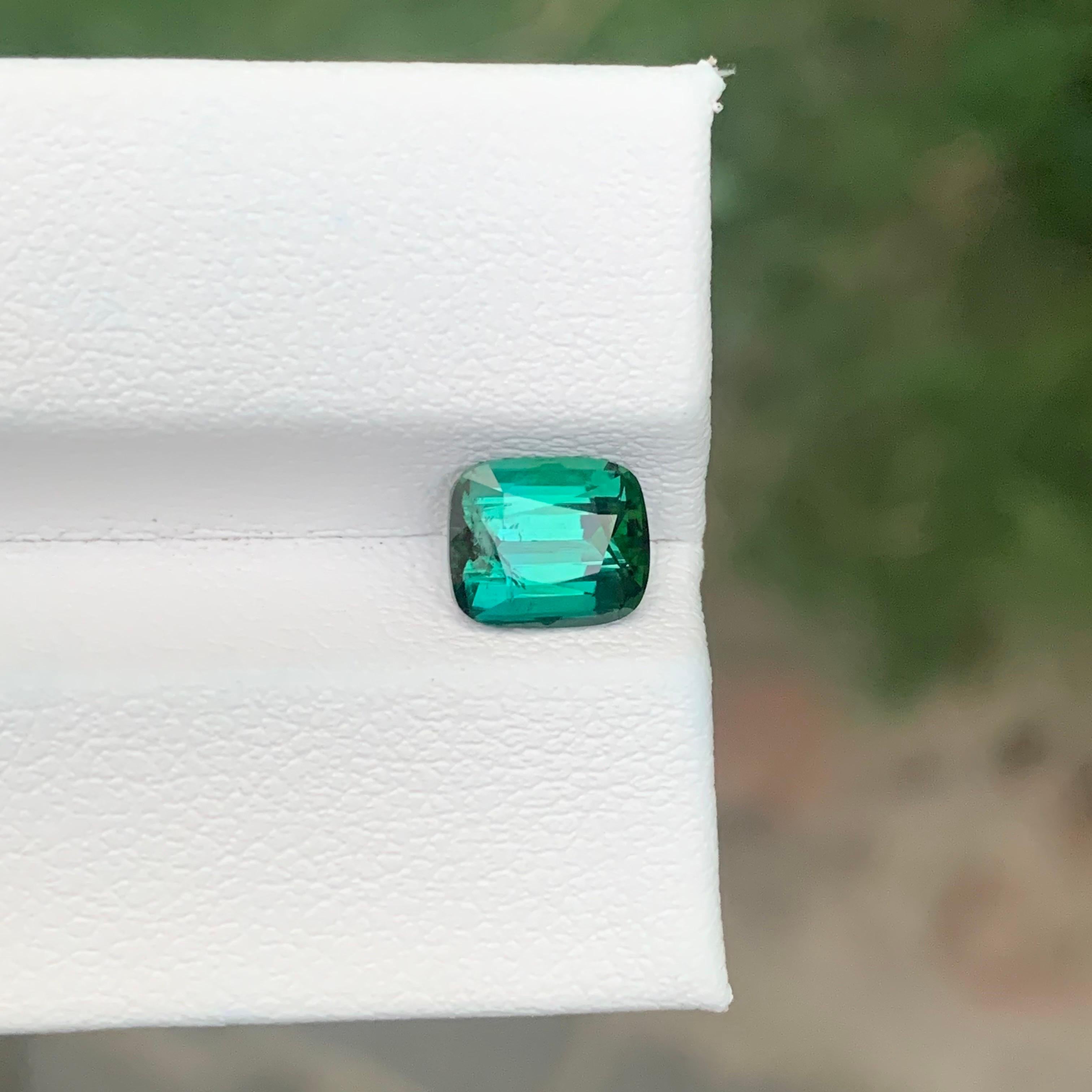1.75 Karat Natürlicher Lose Blauer Grüner Turmalin Cushion Shape Edelstein (Arts and Crafts) im Angebot