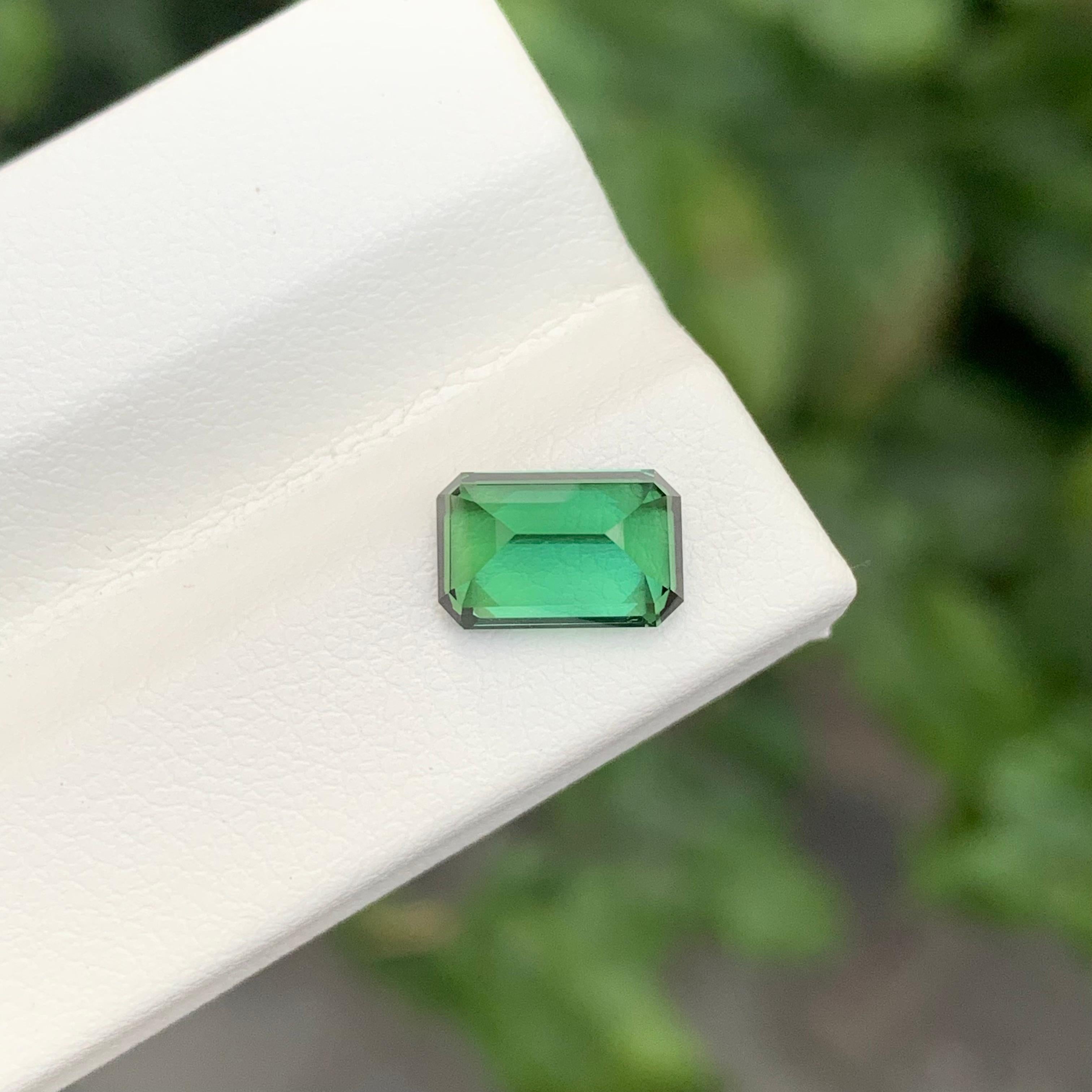 Women's or Men's 1.75 Carat Natural Loose Green Tourmaline Emerald Shape Gemstone For Sale