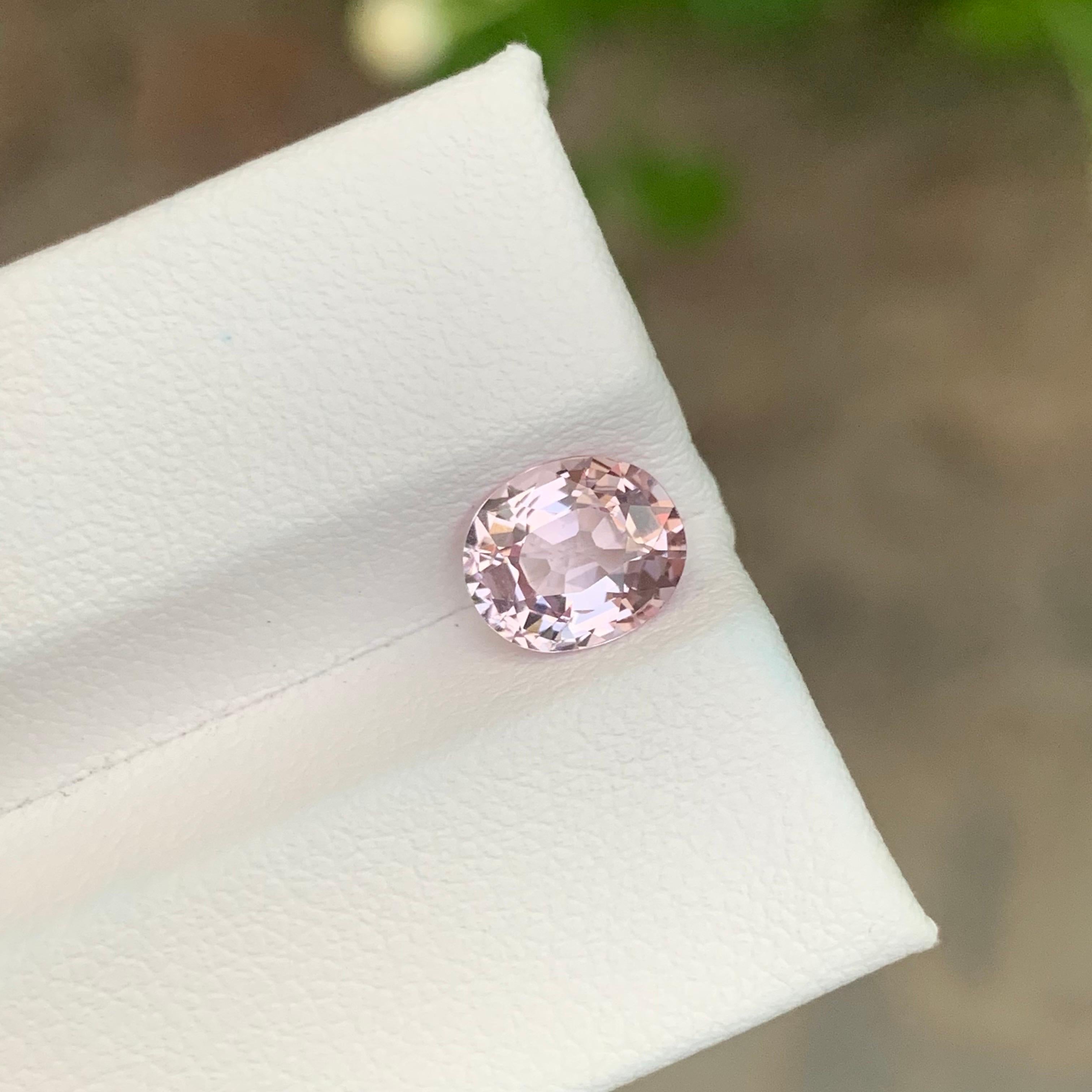 Arts and Crafts 1.75 Carat Natural Loose Light Pink Spinel Oval Shape Gemstone For Sale