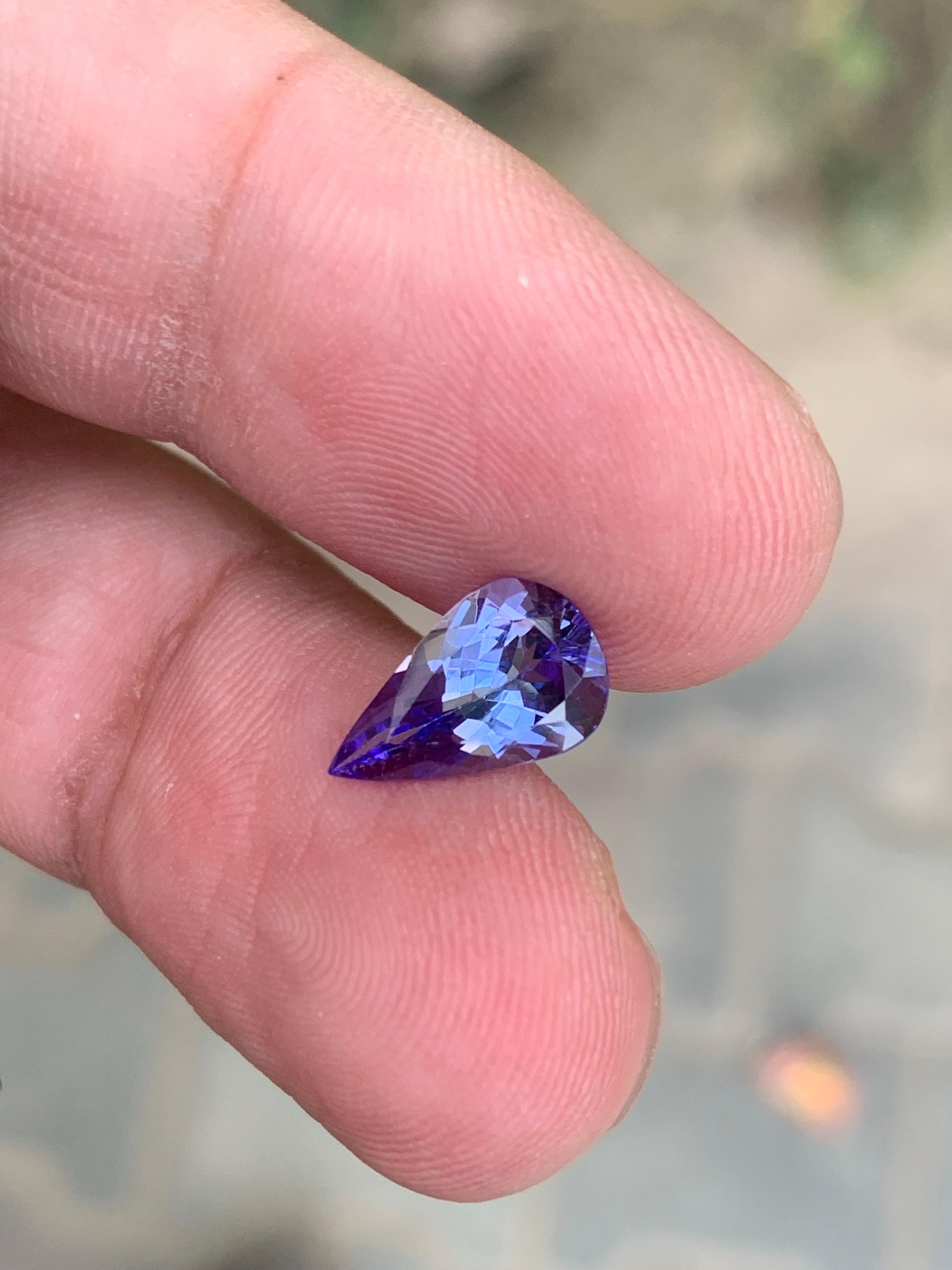 1.75 carati di tanzanite naturale sfusa a forma di pera dalla Tanzania In condizioni Nuovo in vendita a Peshawar, PK
