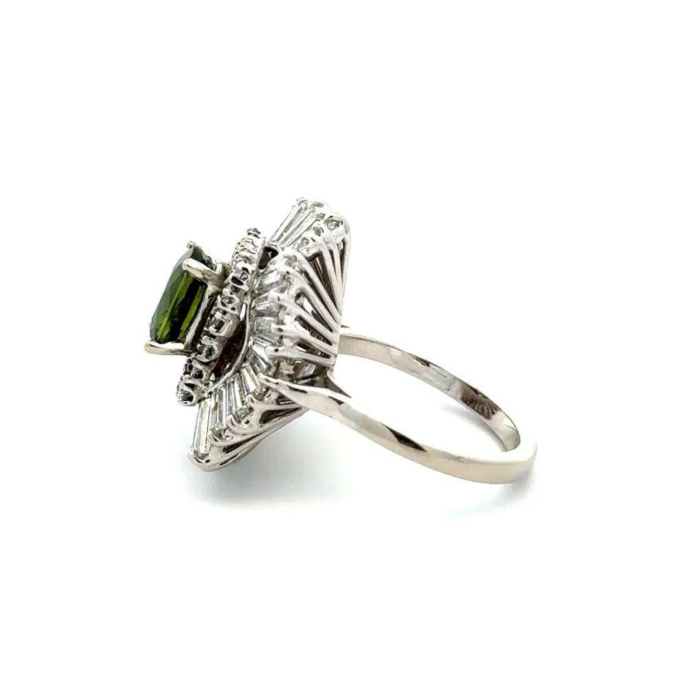 Women's 1.75 Carat NO HEAT GIA Green Sapphire and Diamond Gold Statement Cocktail Ring For Sale