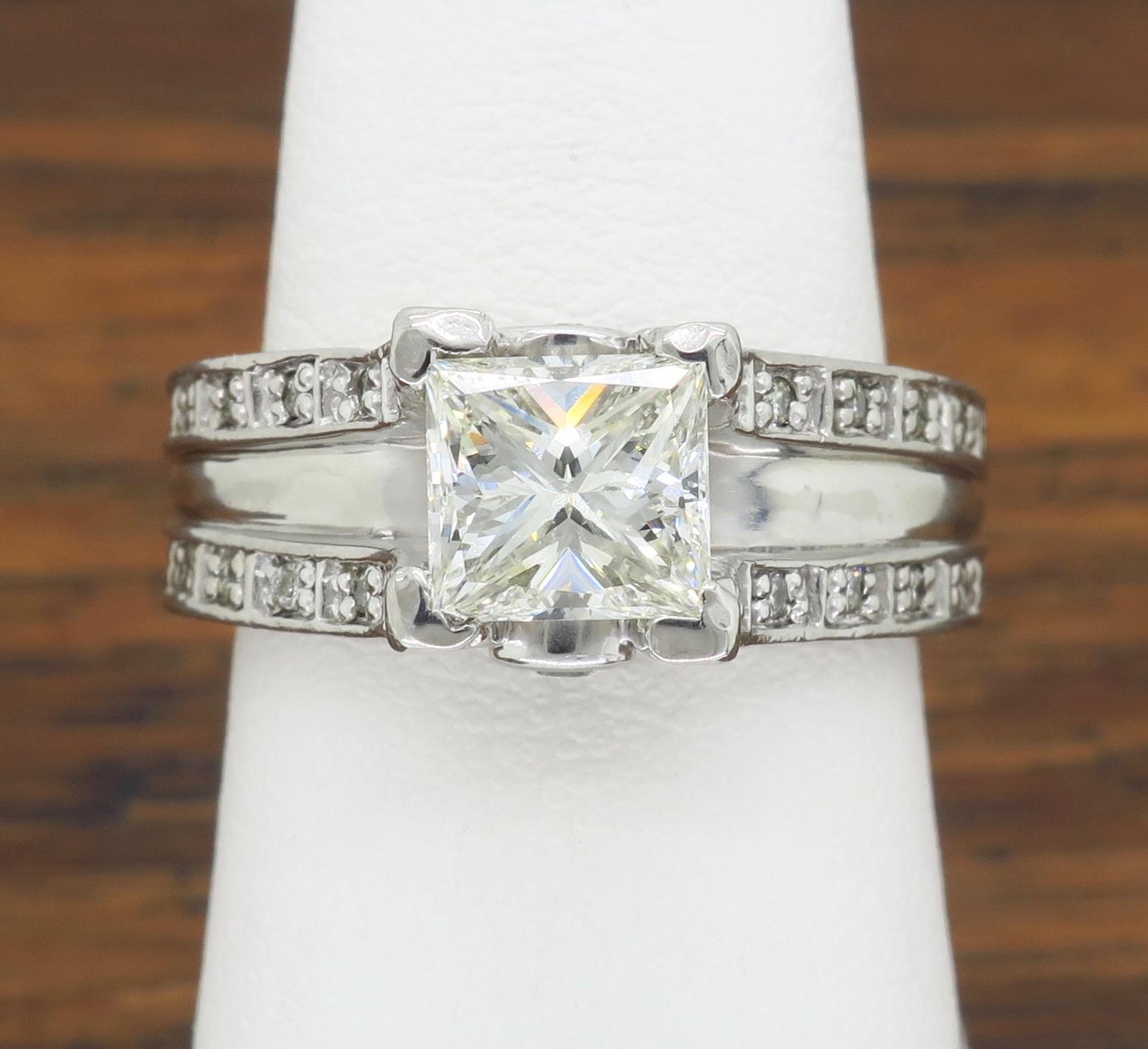 1.75 Carat Platinum Diamond Engagement Ring In Excellent Condition In Webster, NY