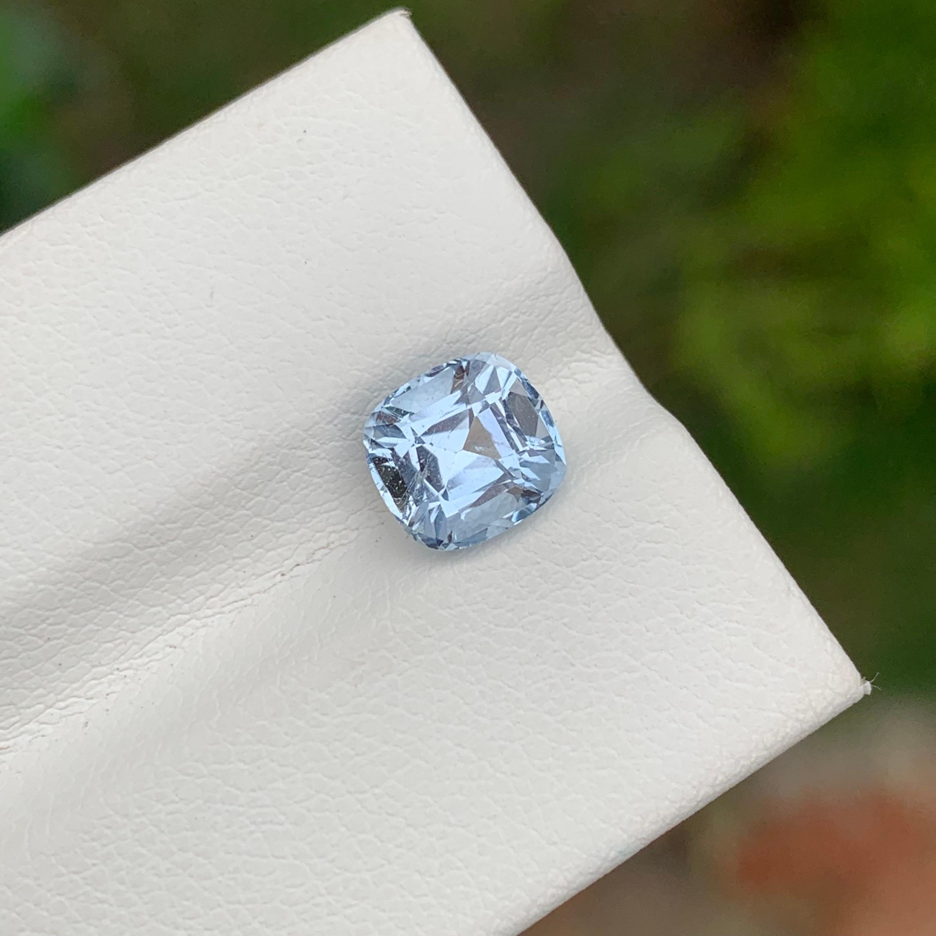 1,75 Karat Hübscher loser Goshenit Kissenform Edelstein aus der Erde Mine im Angebot 2