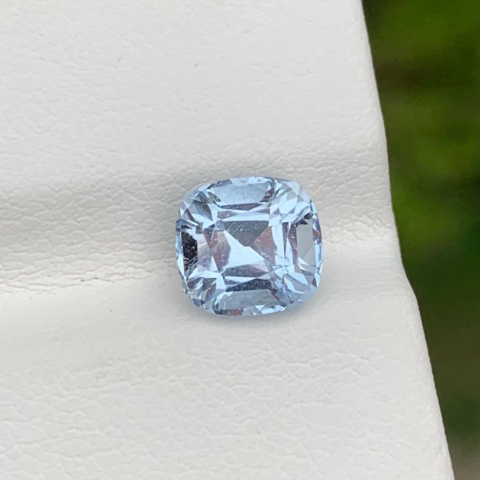 1,75 Karat Hübscher loser Goshenit Kissenform Edelstein aus der Erde Mine im Angebot 3