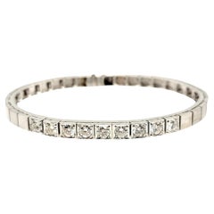 Bracelet à maillons carrés en or blanc brossé 14 carats avec diamants ronds de 1,75 carat