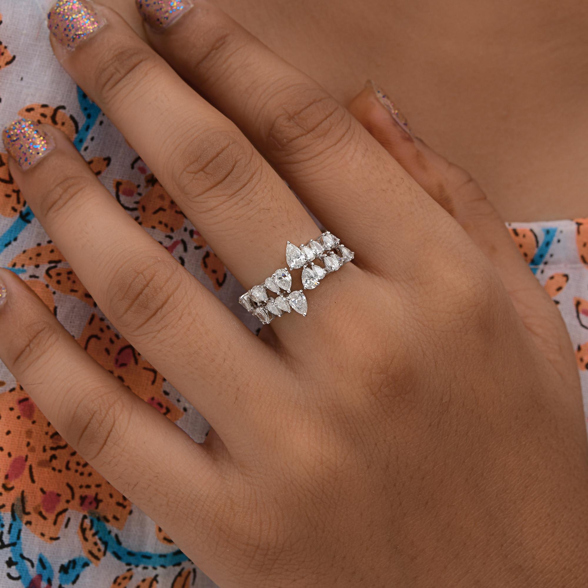 Moderne Bague fine joaillerie en or blanc massif 18 carats avec diamants en forme de poire de 1,75 carat SI/H en vente
