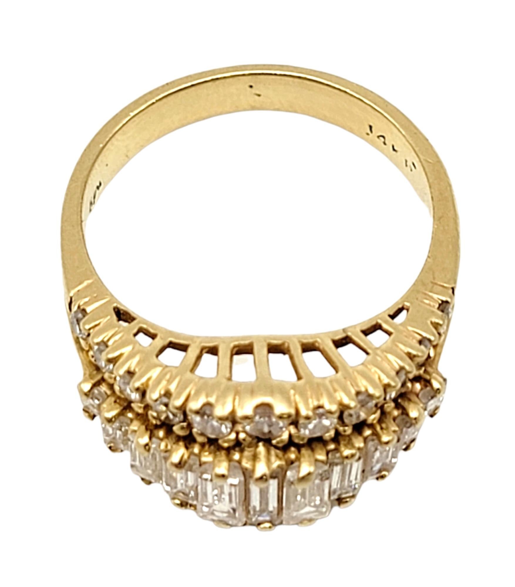 1,75 Karat Gesamt Baguette und runder Diamant 3 Row Band Ring 18 Karat Gelbgold 1