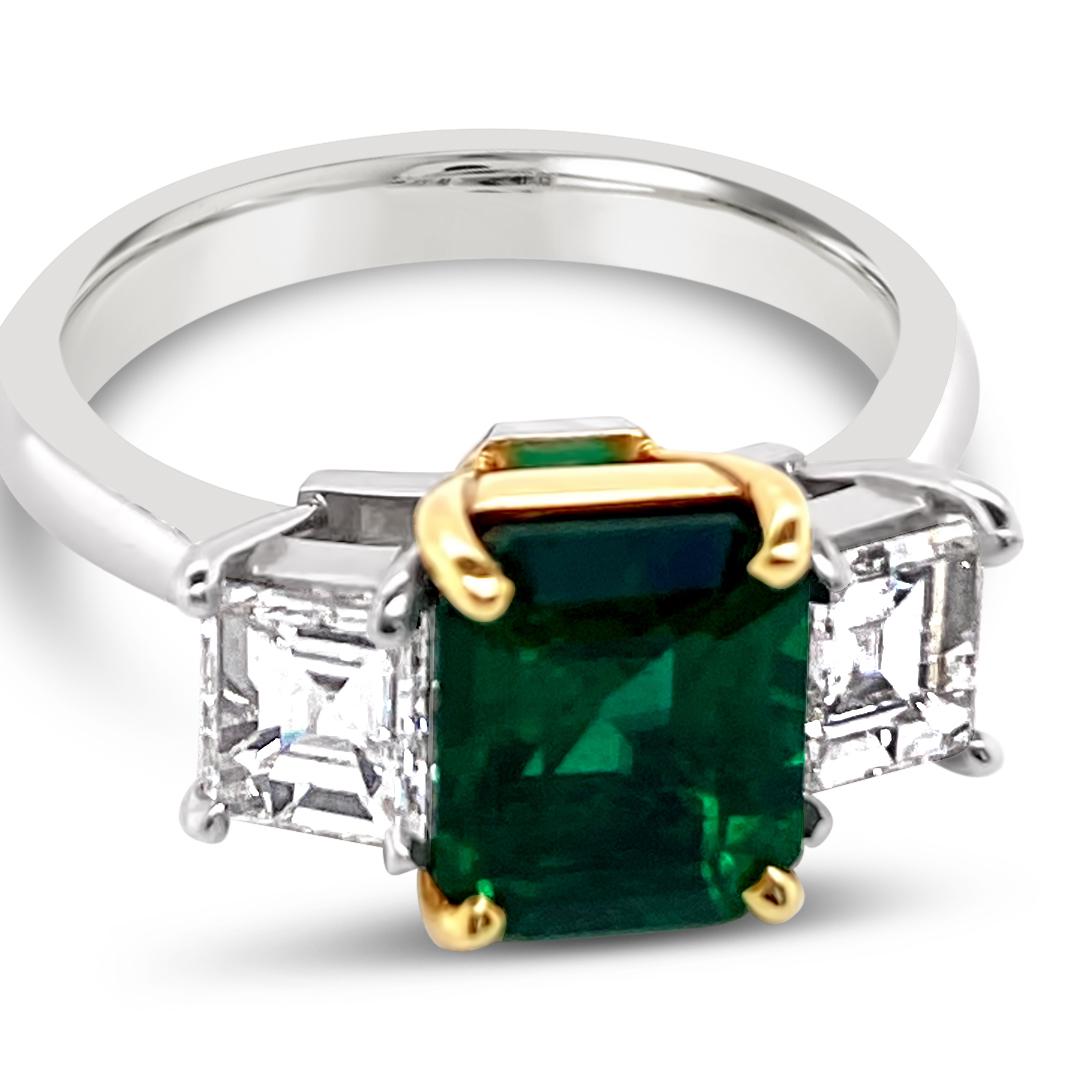 Women's 1.75 Carat Emerald and Diamond Ring in Platinum For Sale