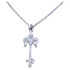 1.75 Carats Natural Diamonds 18K Gold Pendant