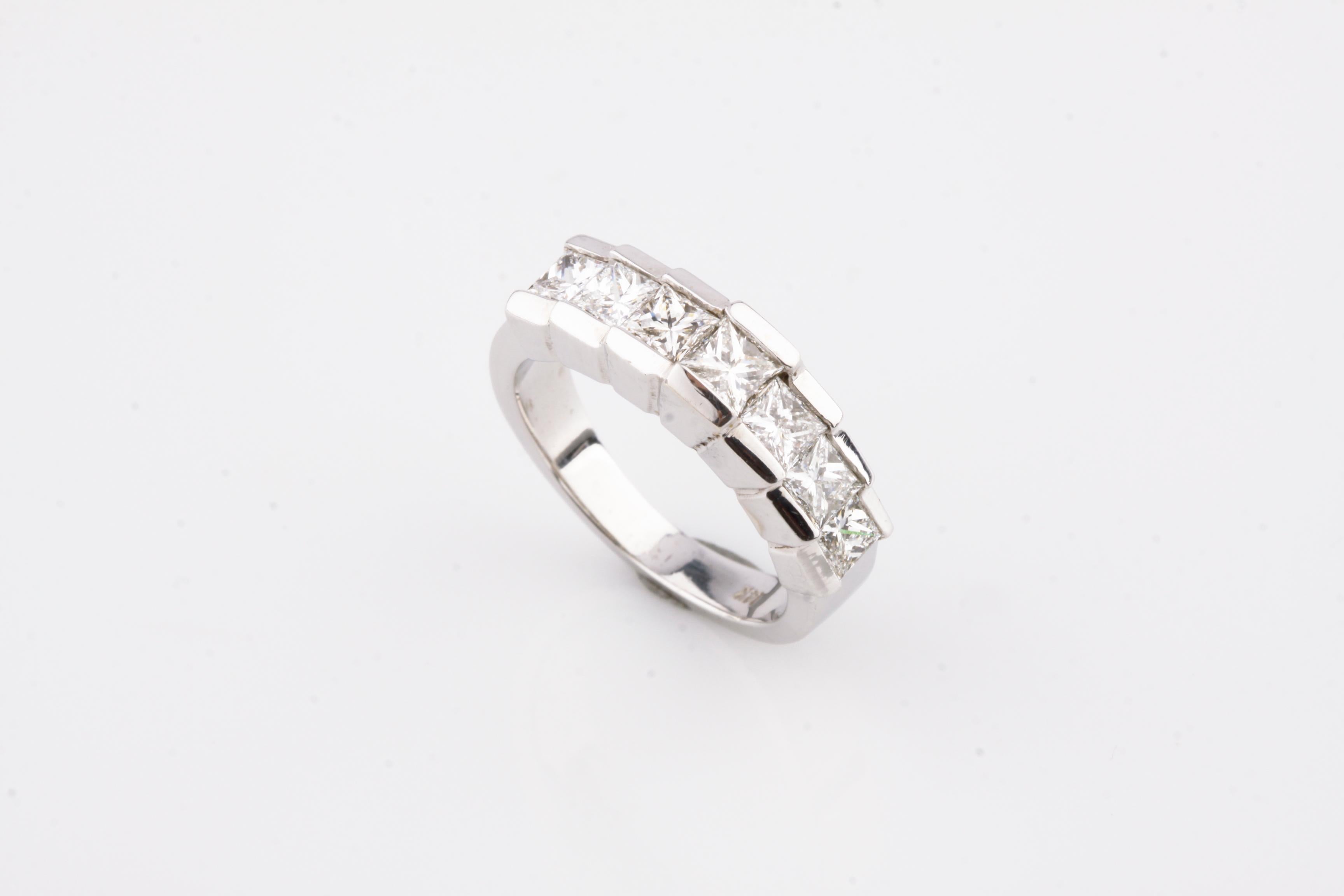 1.75 Carat Princess Cut Diamond Ring Band 14 Karat White Gold In Good Condition For Sale In Sherman Oaks, CA