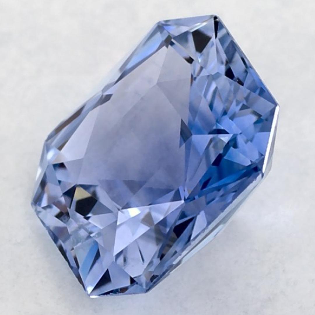 Donna 1.75 carati di zaffiro blu ottagonale sfuso in vendita