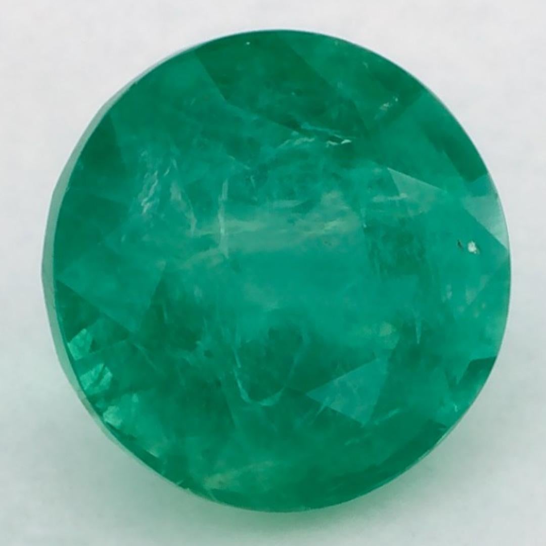 Mit seinem leuchtenden grünen Farbton ist der Geburtsstein für den Mai ein Symbol für neues Wachstum im Frühling. 

Entdecken Sie die lebendige Kollektion von Smaragden, Rubinen und Saphiren in unserem Geschäft, die als lose Edelsteine erhältlich