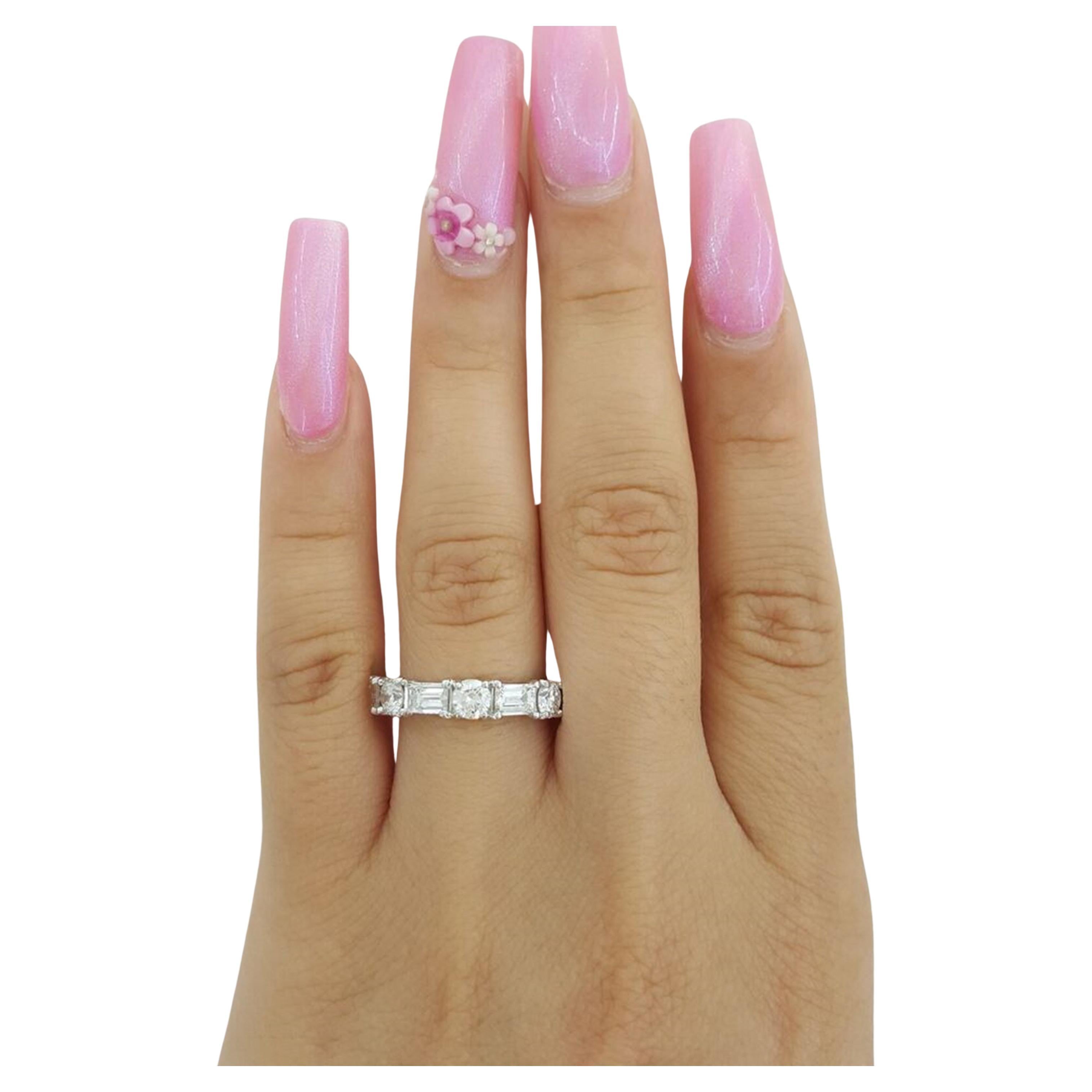 1,75 ct Gesamtgewicht Runder Brillant & Baguetteschliff Diamant Ehering (Zeitgenössisch)