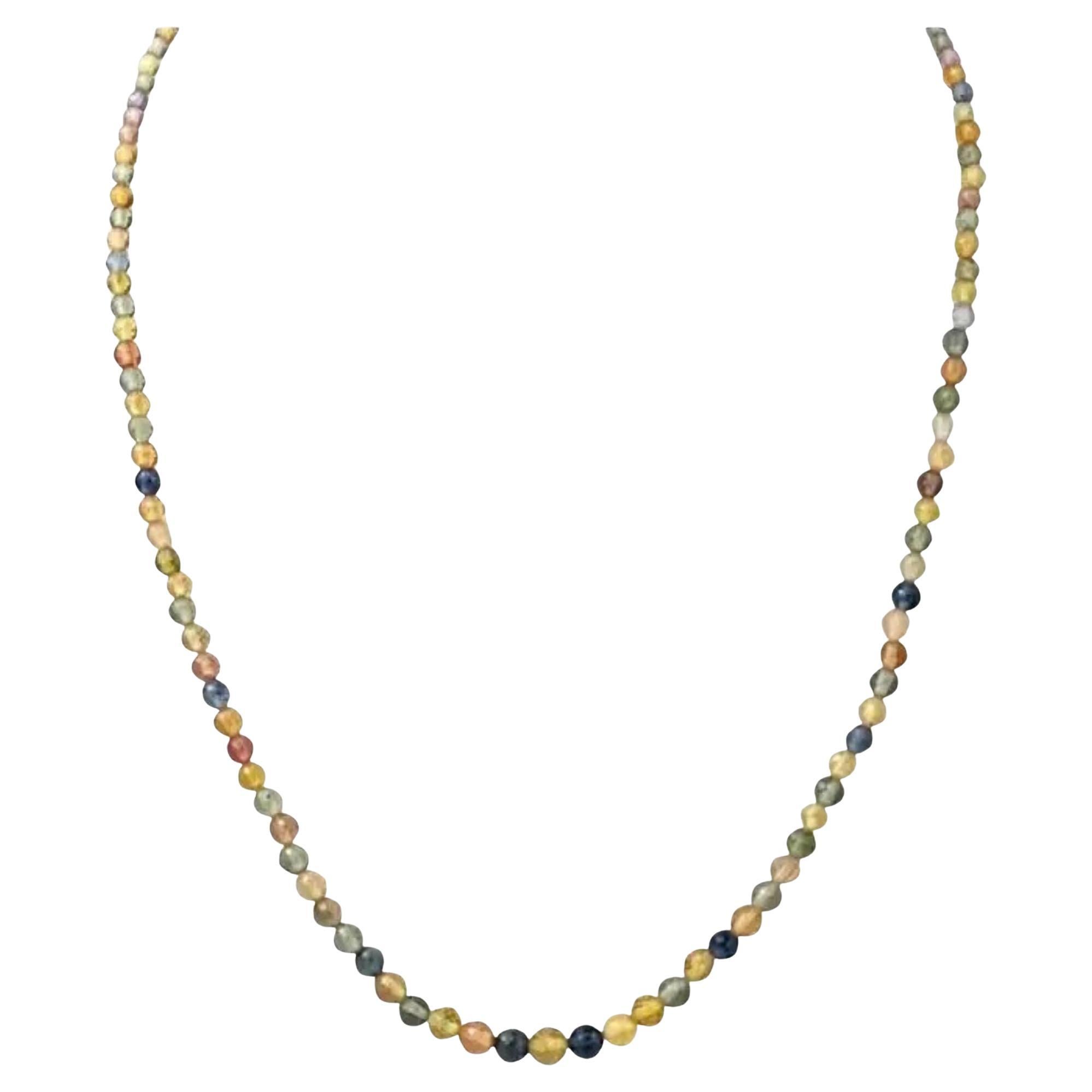 Collana da 17,5" con zaffiro naturale multicolore (56,00ct) in oro bianco 14 carati