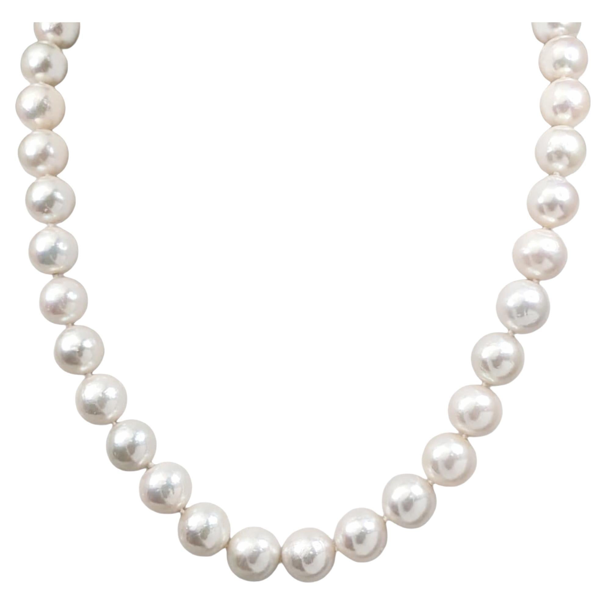 Collana di perle d'acqua dolce bianche vintage da 17,5" con chiusura in argento
