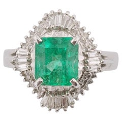 1.750 Carat Emerald Cocktail Ring in PT900