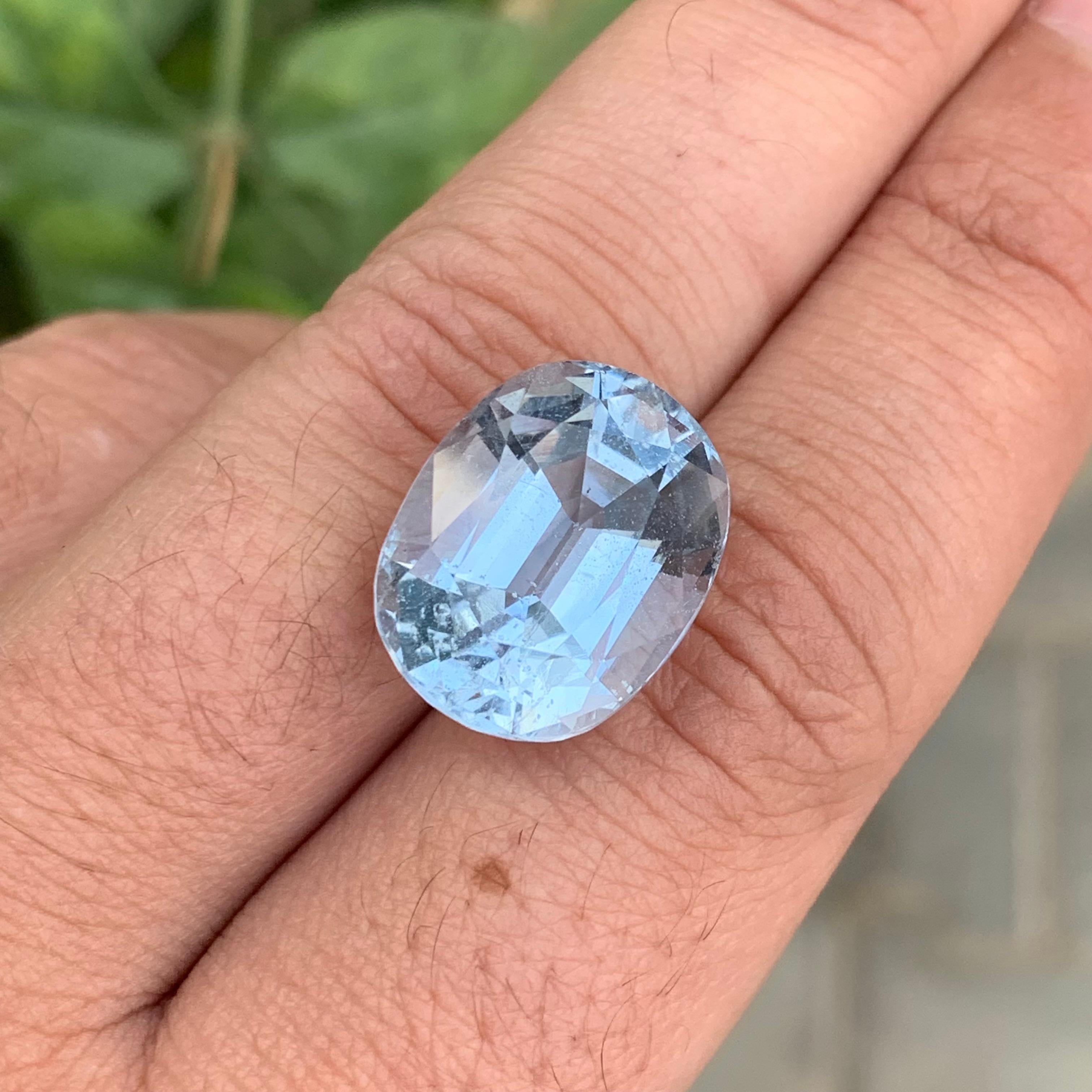 17,50 Karat Wunderschöner facettierter Santa-Maria-Aquamarin in ovaler Form im Angebot 7