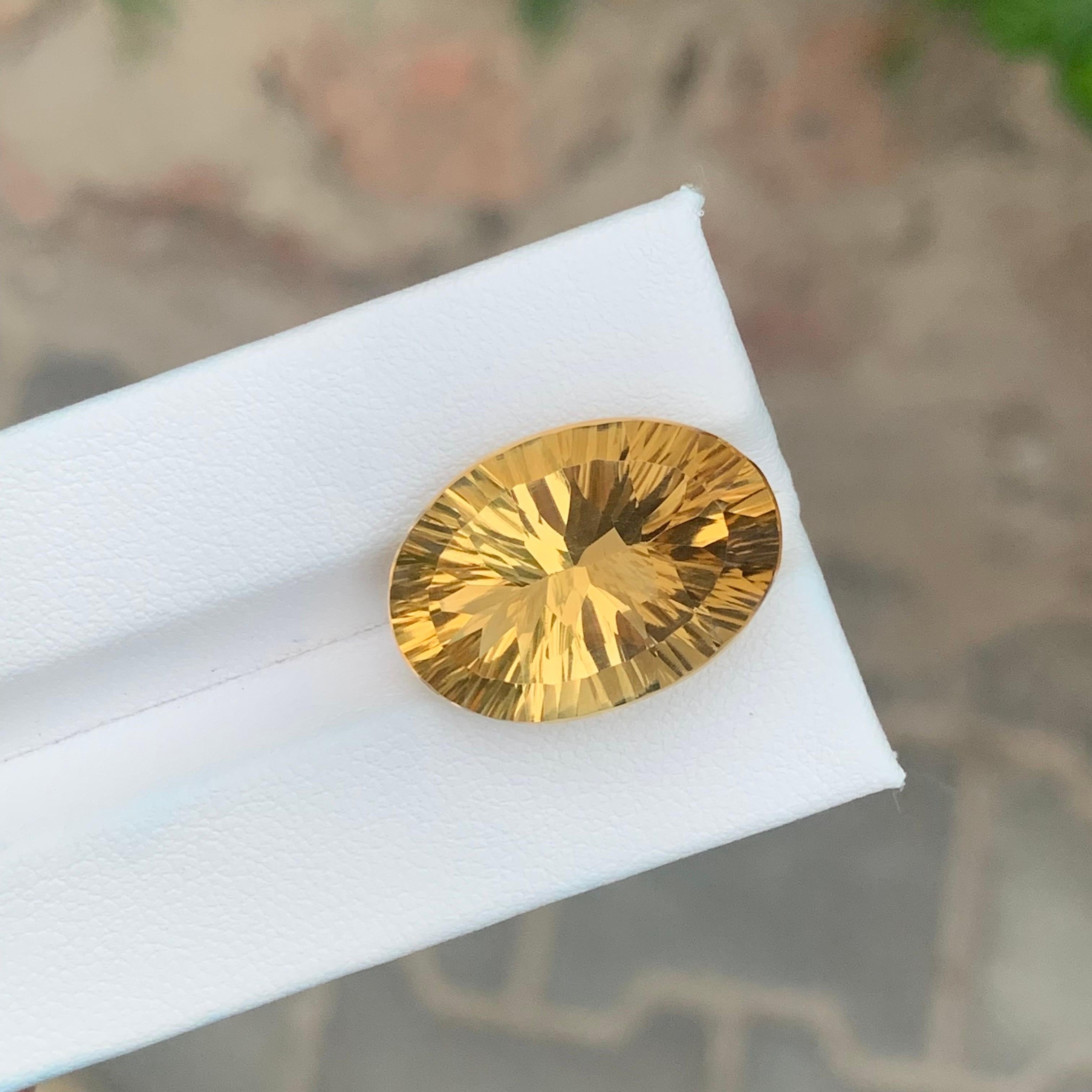 Arts and Crafts 17.50 Carat Natural Loose Citrine Oval Shape Brazilian Gemstone (Citrine brésilienne en vrac de forme ovale) en vente