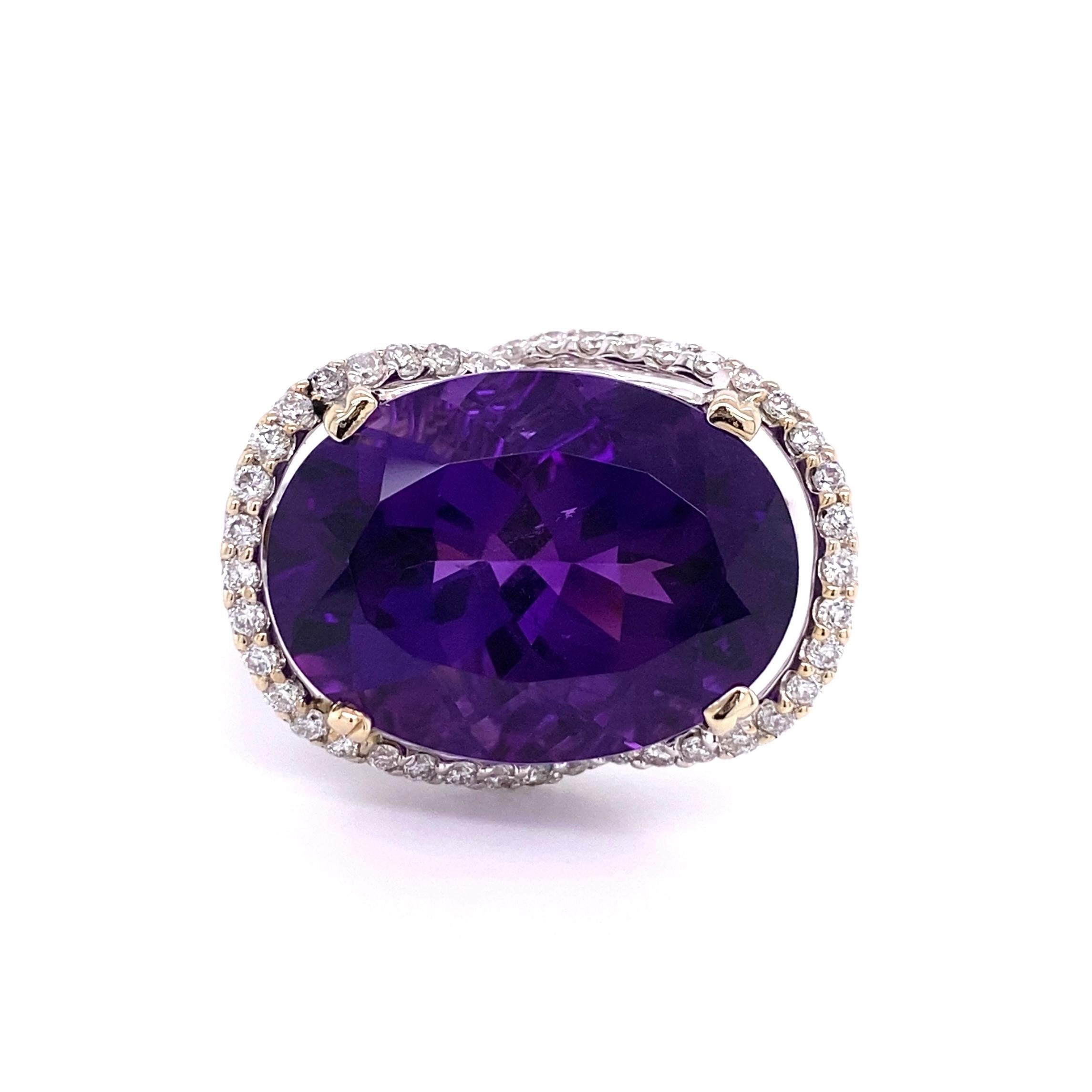 17.50 Carat Siberian Amethyst and Diamond Art Deco Revival Gold Ring In Excellent Condition In Montreal, QC