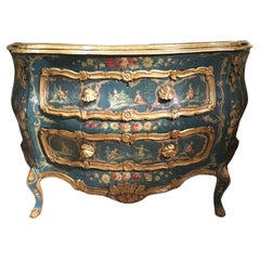 1750 Venecia Italia Madera lacada en azul y verde Cómoda grabada con flores