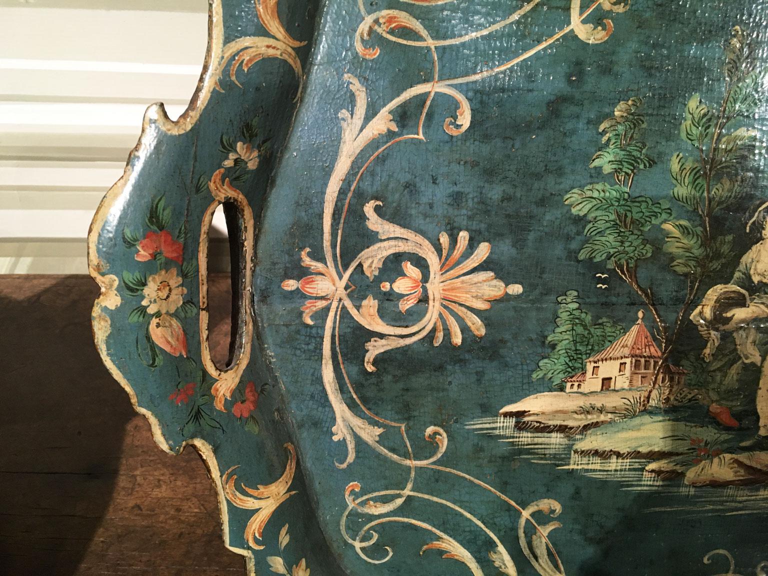 Venezia, Italie, laqué bleu 1750  Plateau en bois avec scènes rurales et fleurs en vente 4