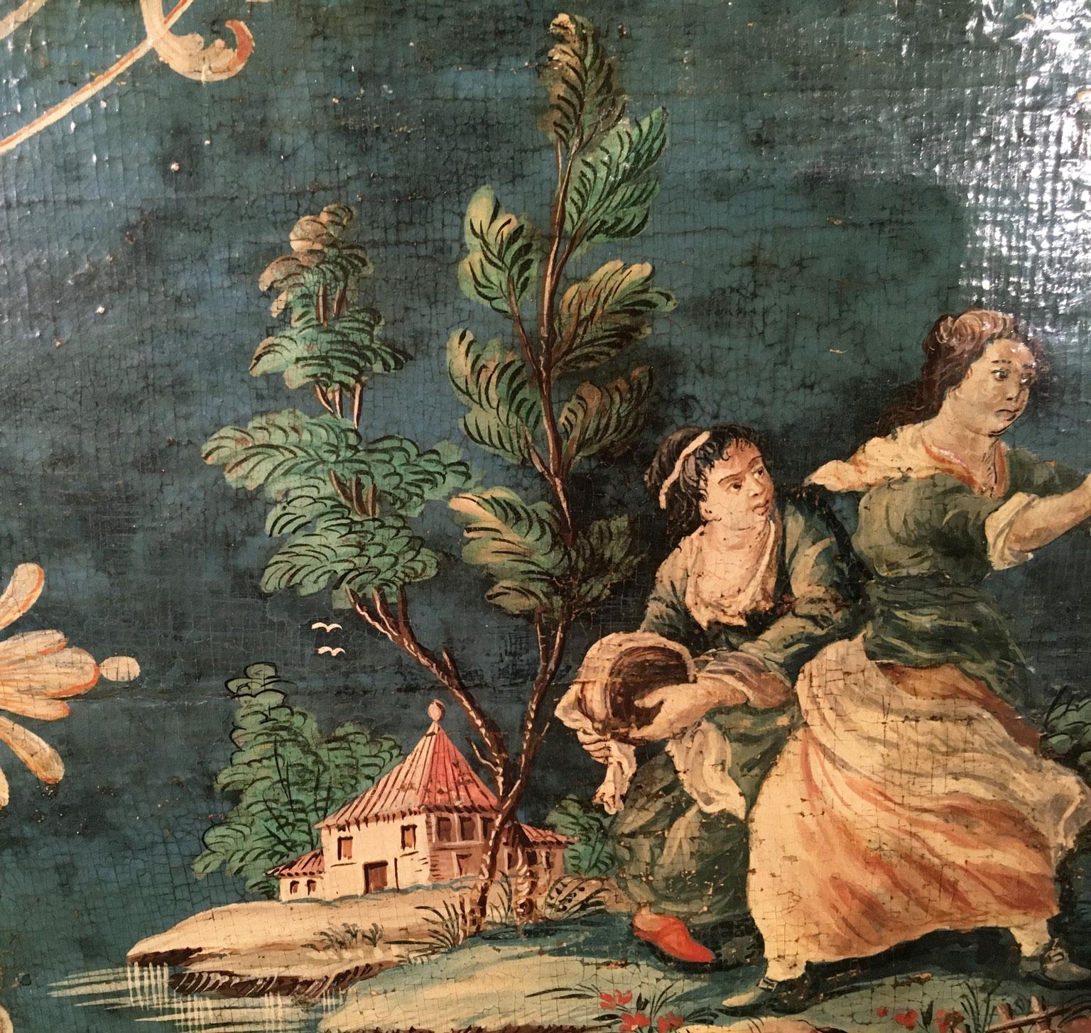 Bois Venezia, Italie, laqué bleu 1750  Plateau en bois avec scènes rurales et fleurs en vente