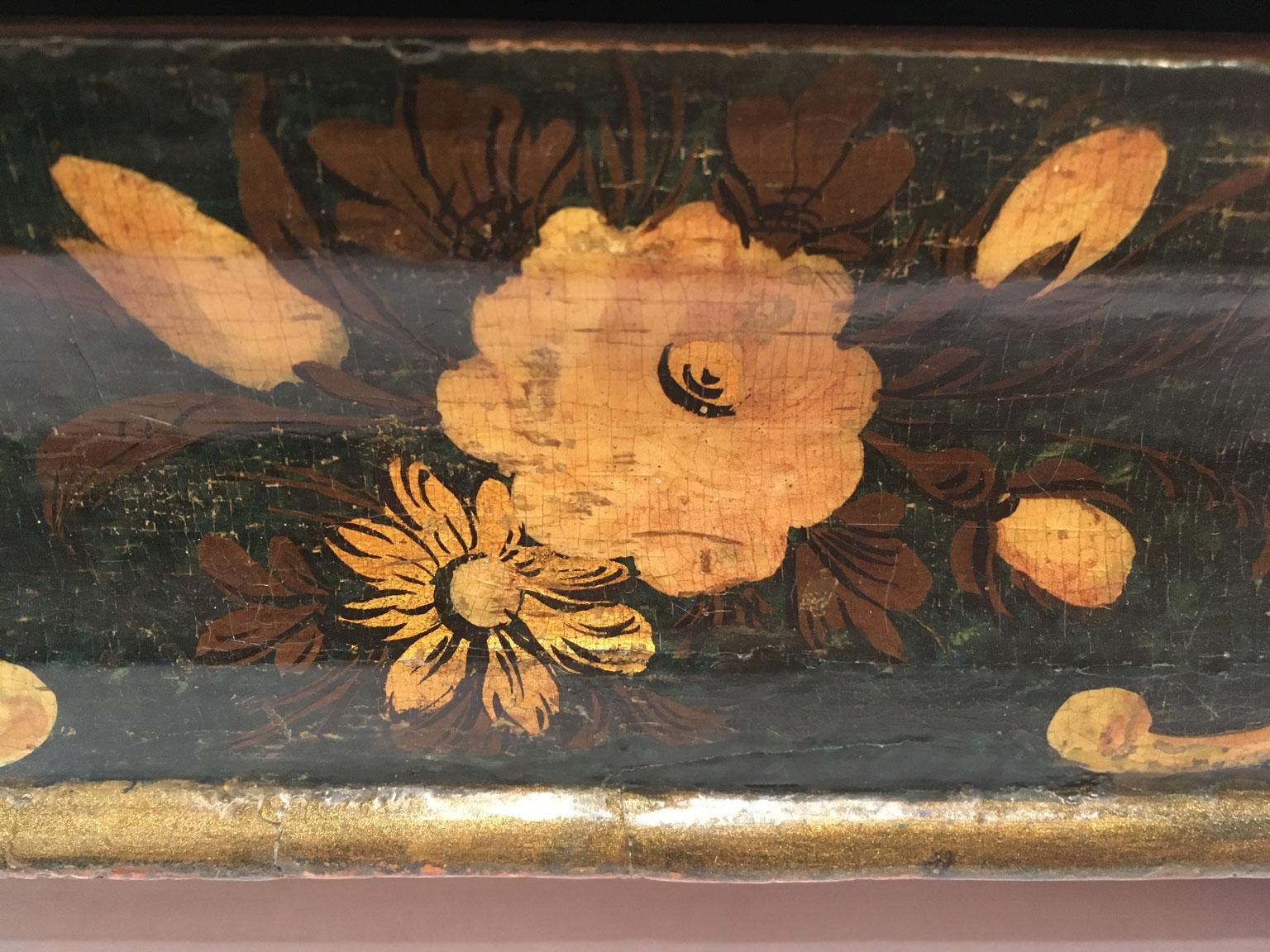 1750 Venezia Italia Caja de Madera Lacada Azul Oscuro con Decoración Dorada en venta 6
