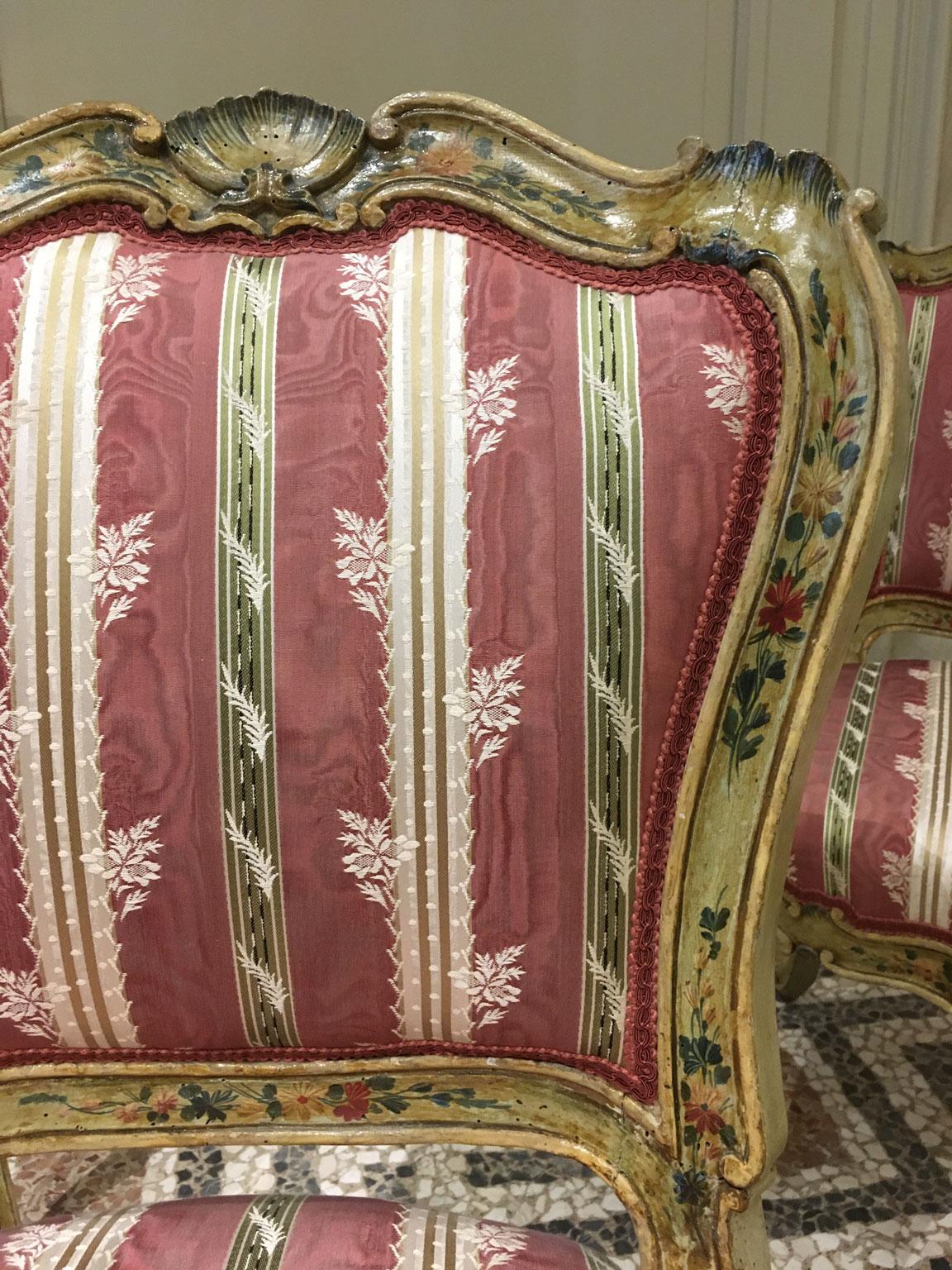 1750 Venezia Italy Set 3 Green Lacquered Wooden Engraved Chairs with Flowers For Sale 5
