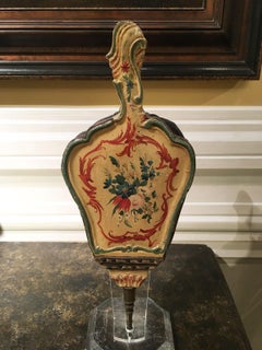 1750 Venezia Italien Gelb lackiert geschnitzt Holzkamin Balg mit Blumen