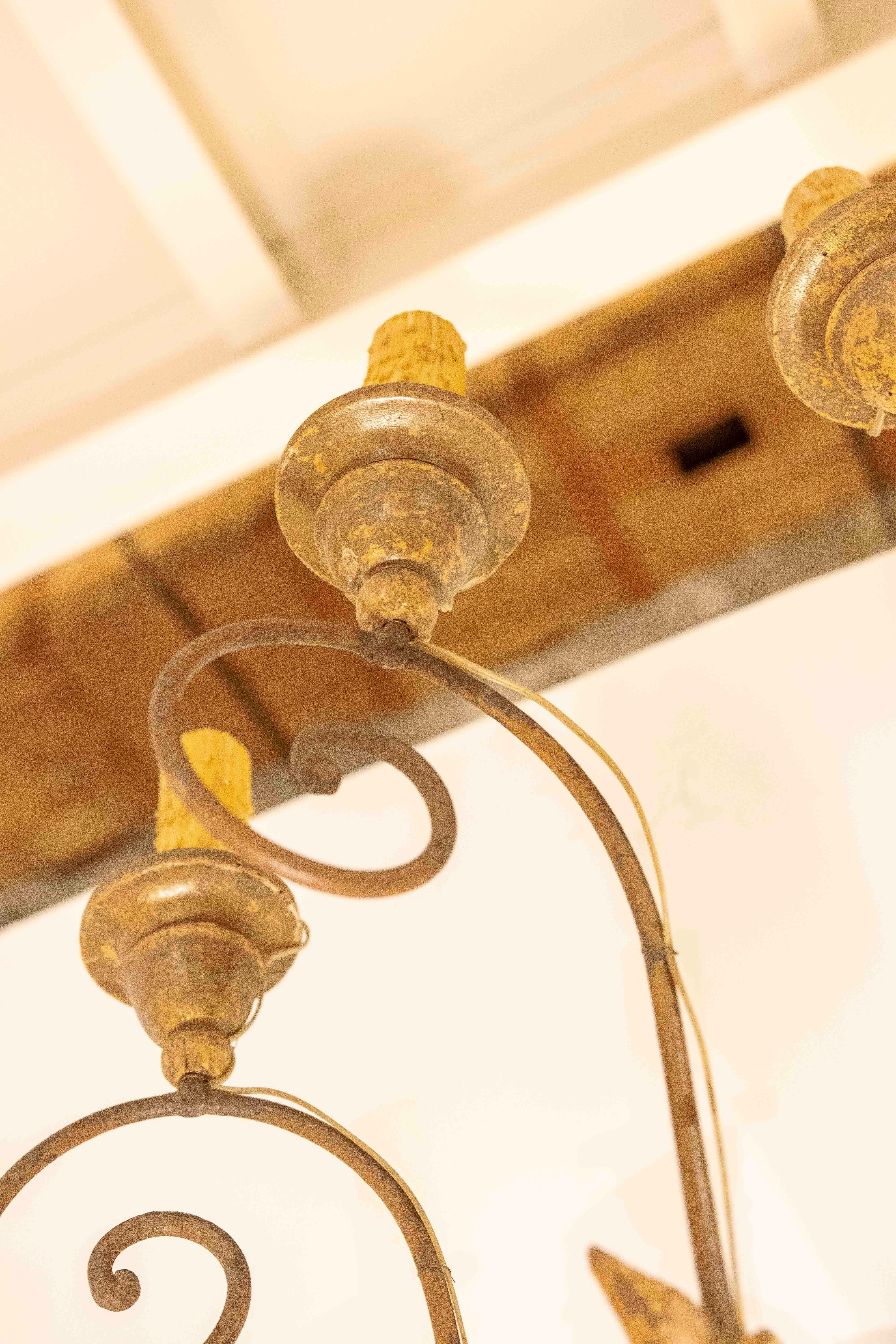 1750s Pair of Wall Sconces in Wrought Iron and Wood with Stucco For Sale 4