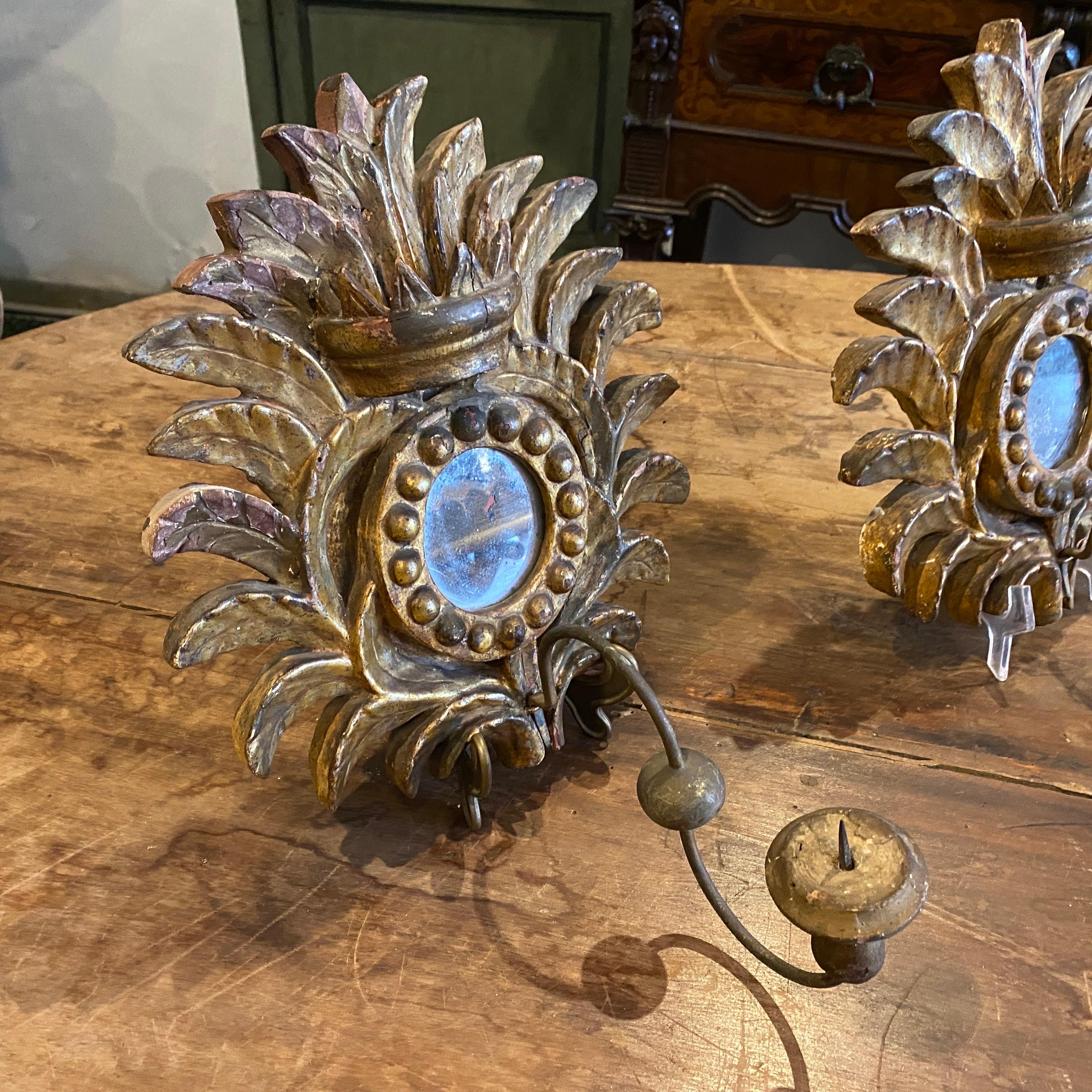 18th Century 1750s Set of Two Louis XV Hand-Carved Giltwood Sicilian Candle Sconces