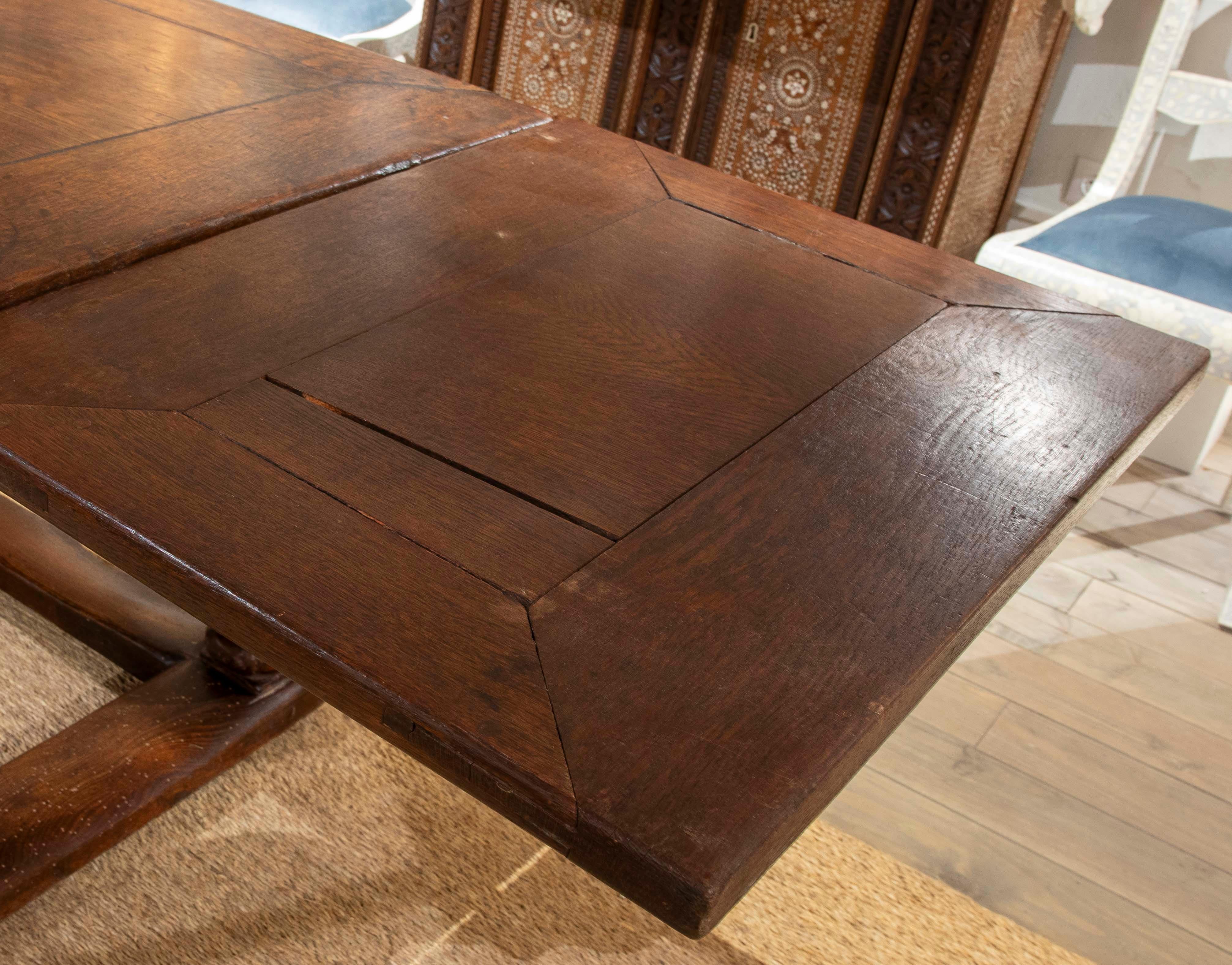 Wood 1750s Solid Oak English Extendable Table with Turned Legs For Sale