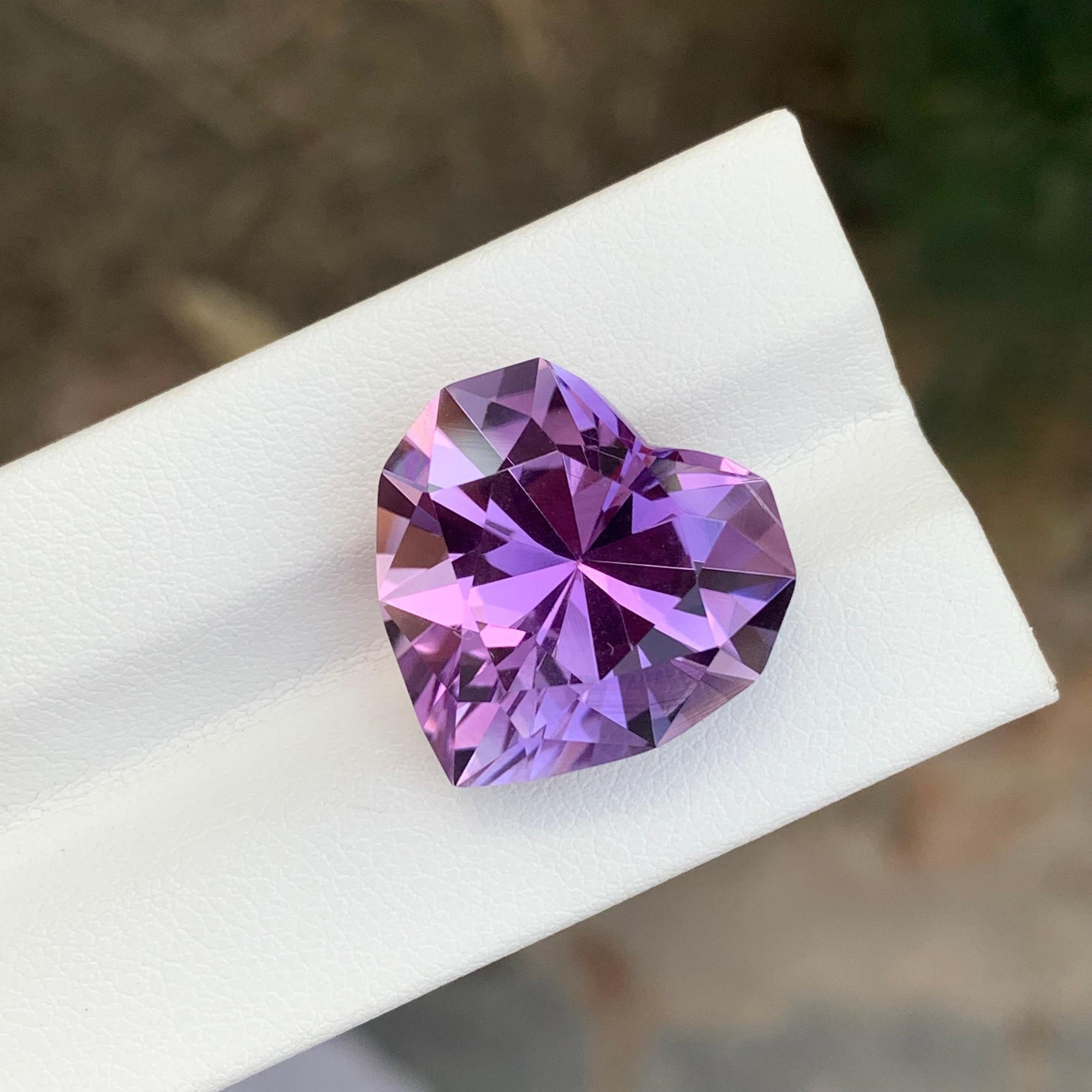17,55 Karat natürlicher loser Amethyst in Herzform Edelstein (Herzschliff) im Angebot