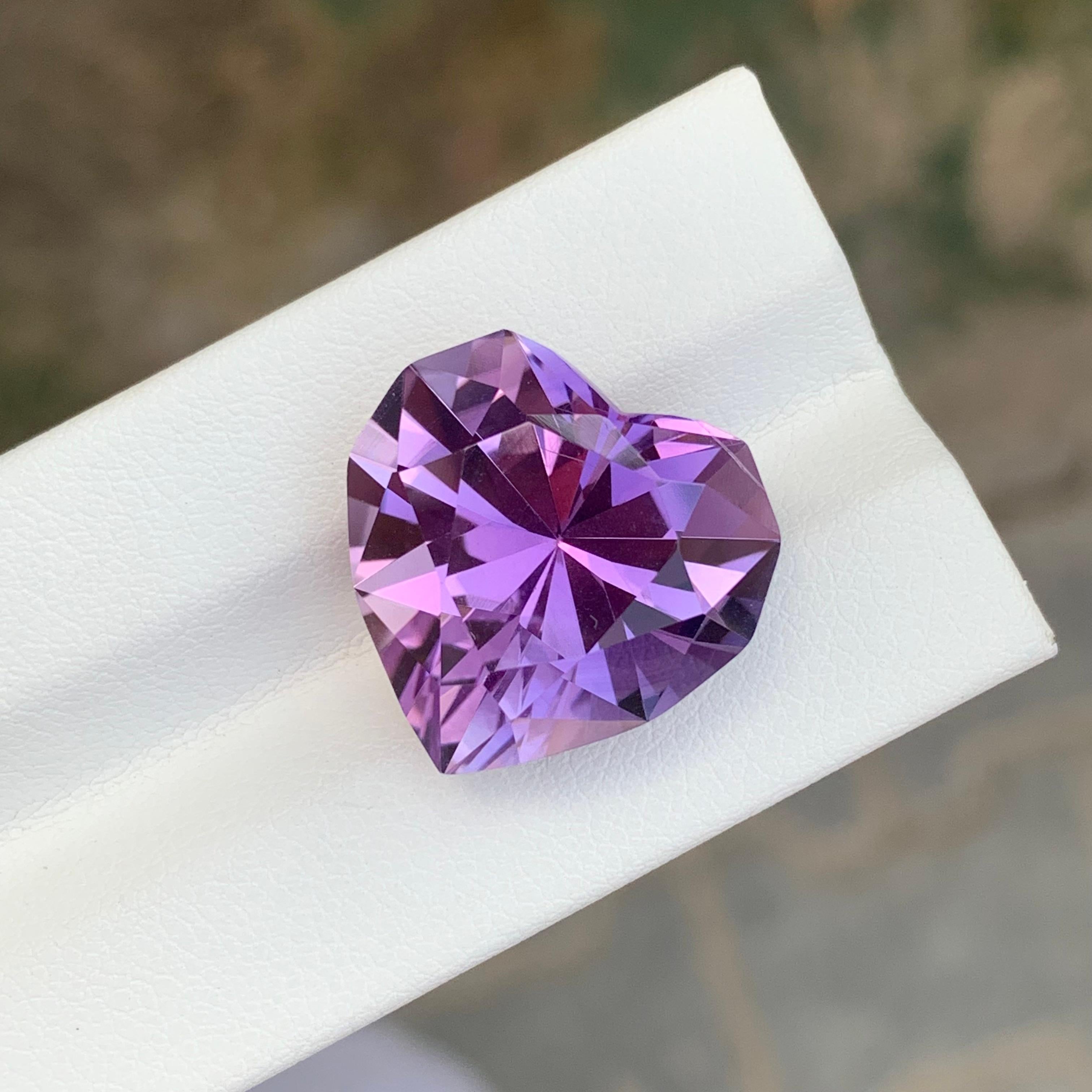 17,55 Karat natürlicher loser Amethyst in Herzform Edelstein im Zustand „Neu“ im Angebot in Peshawar, PK