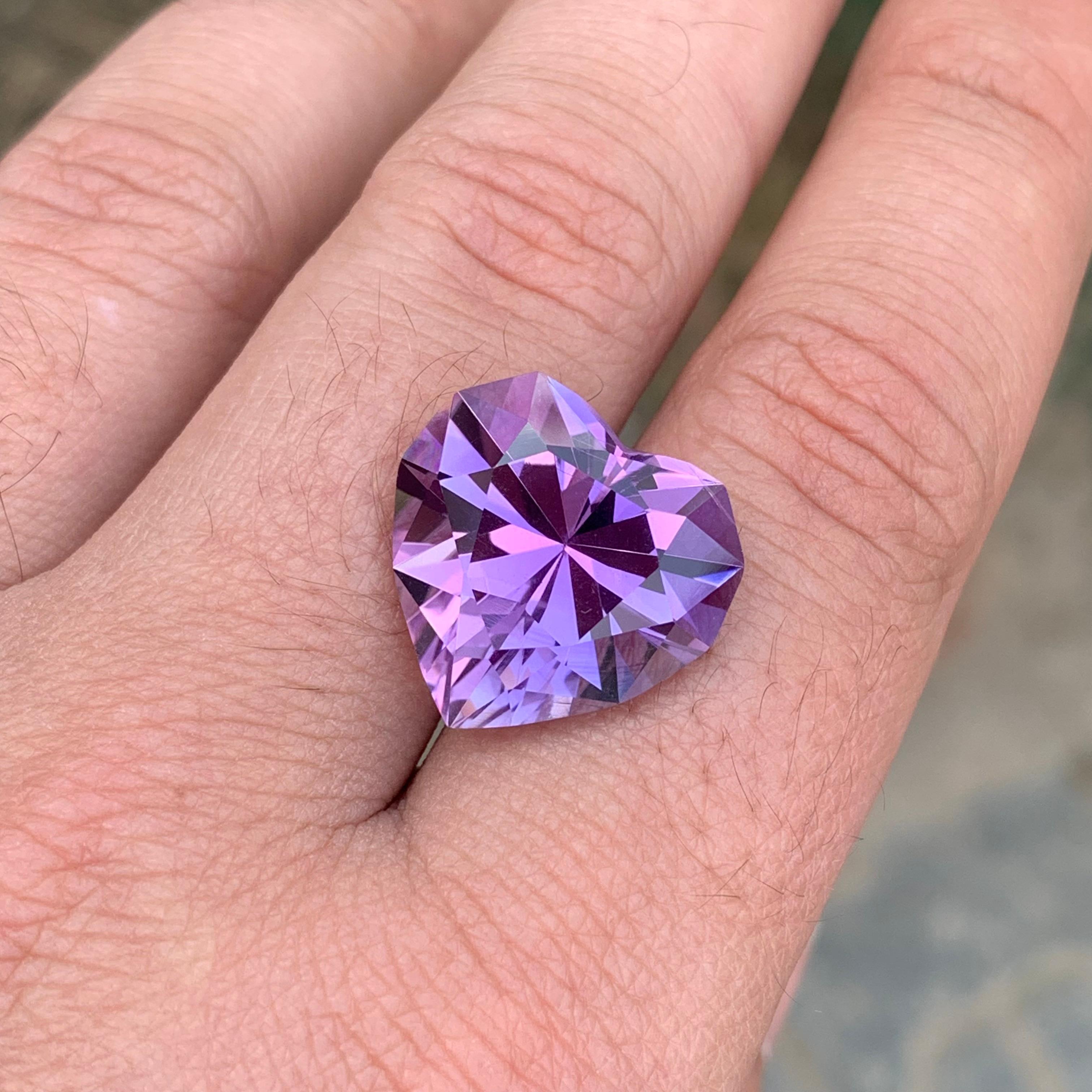 17,55 Karat natürlicher loser Amethyst in Herzform Edelstein im Angebot 2