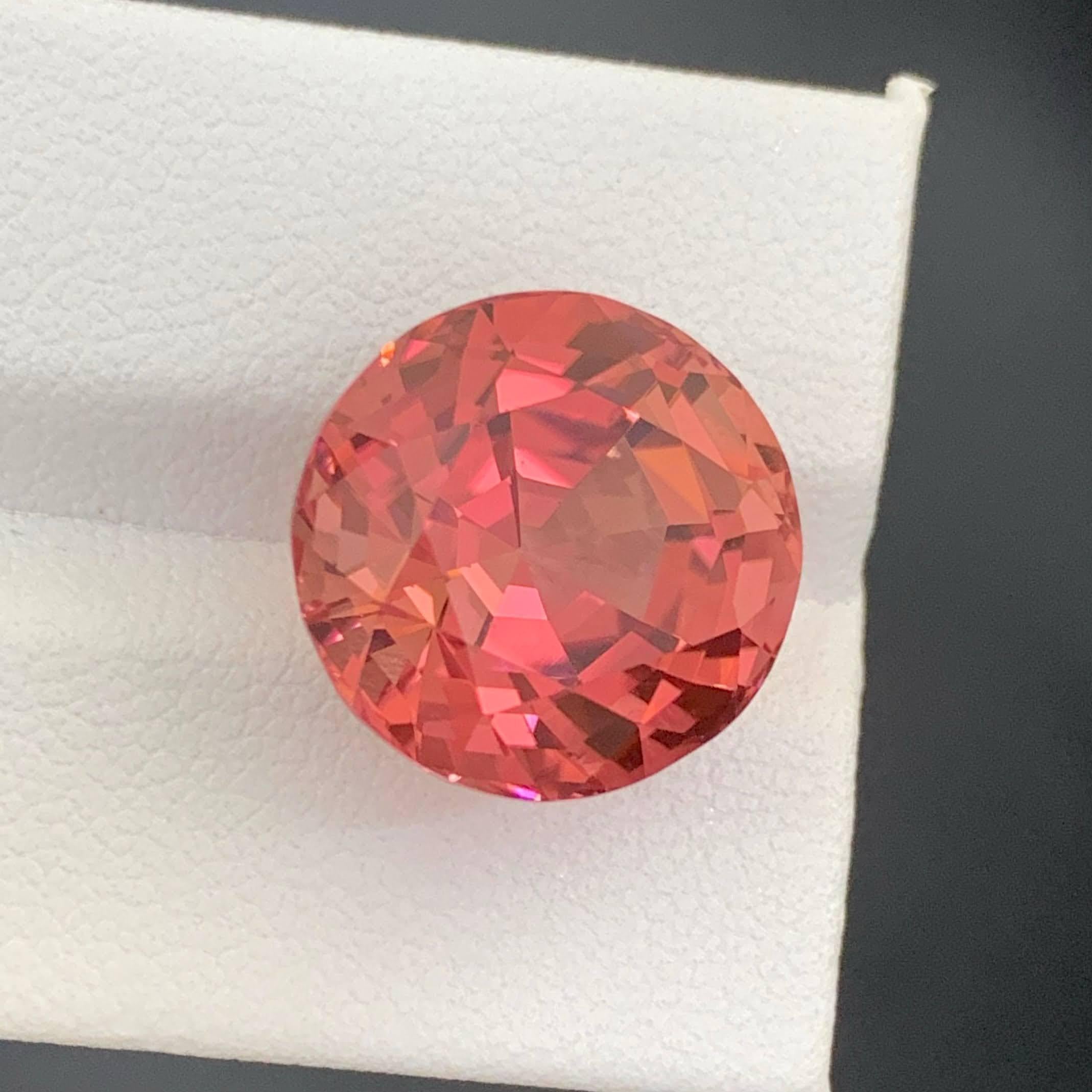 Poids 17,55 carats
Dimensions 15,6x15,6x11,9 mm
Traitement Aucun
Origine Afrique 
Clarity Eye Clean 
Forme Coupe ronde 





Cette exquise tourmaline rose pêche en vrac de 17,55 carats provenant d'Afrique est une véritable pierre précieuse de