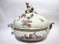 1755 Meissen Porcelain Ciotola o centrotavola con decorazione floreale
